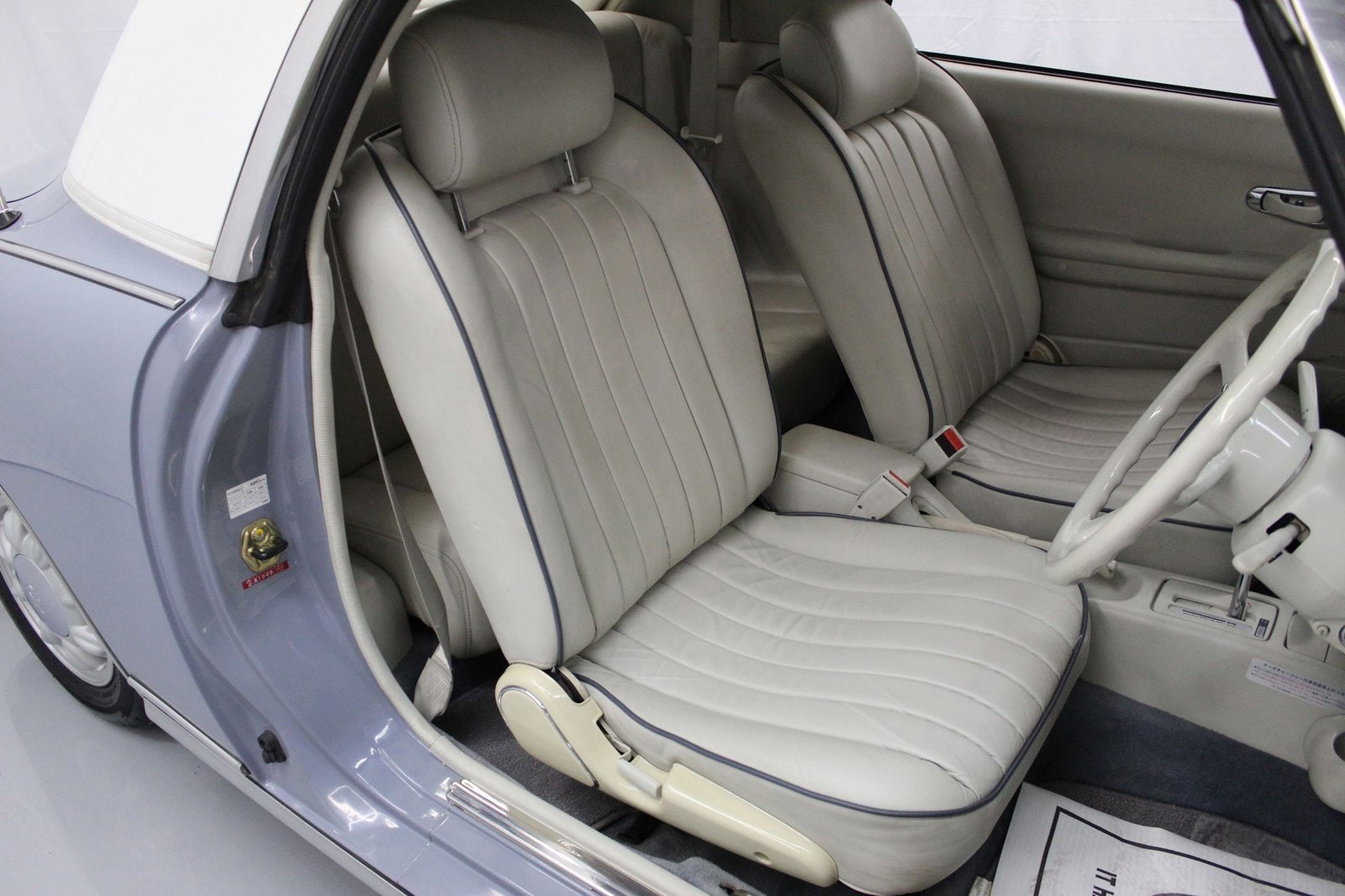 1991 Nissan Figaro 20