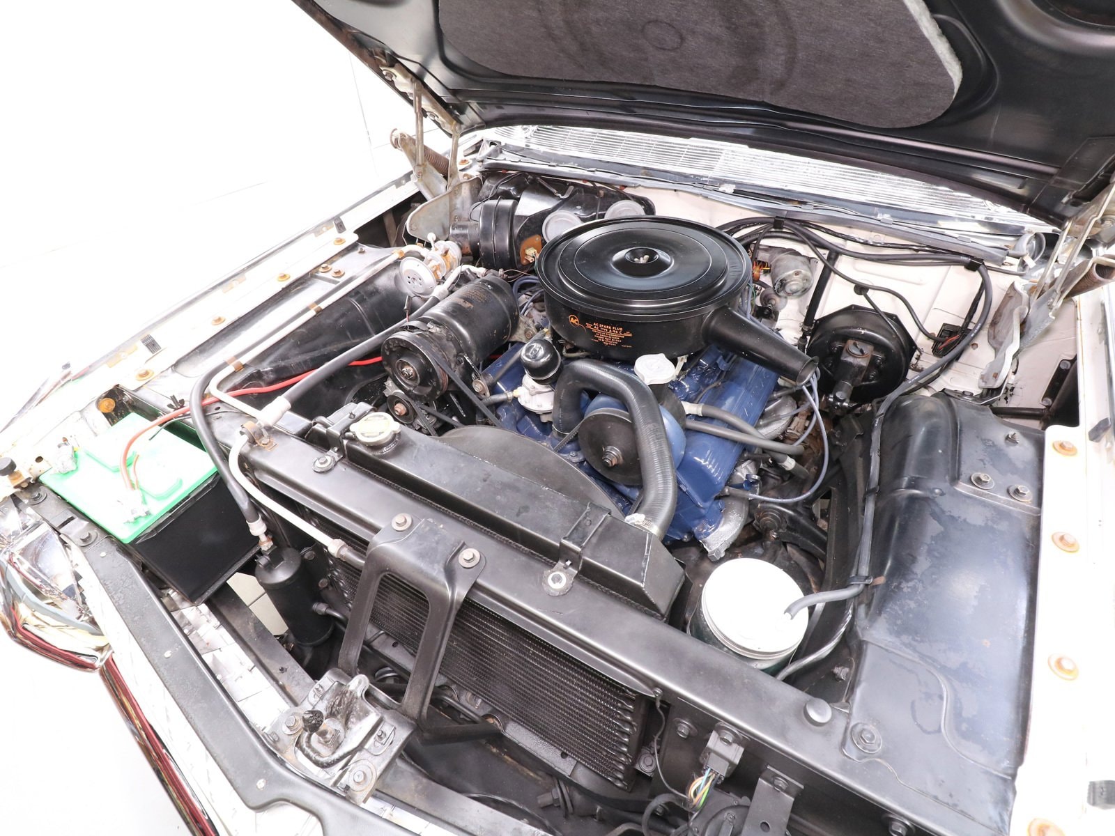 1961 Cadillac Deville 25