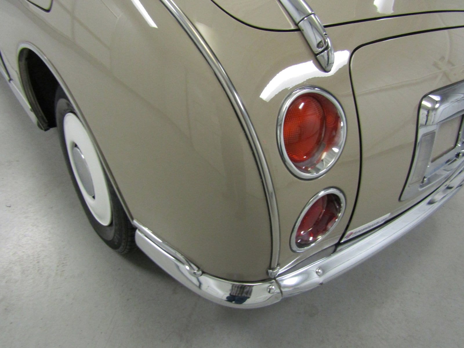 1991 Nissan Figaro 33