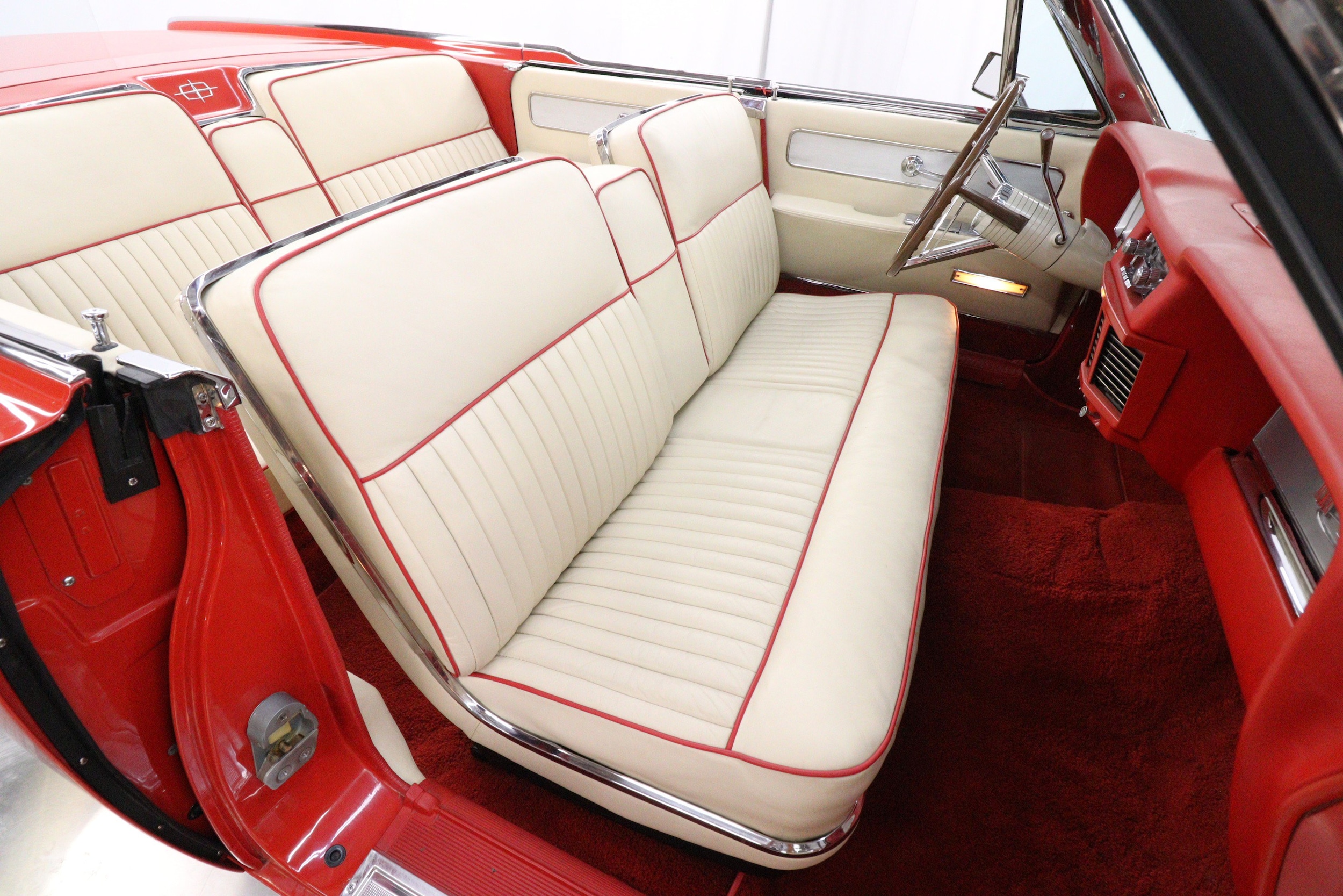 1963 Lincoln Continental 23