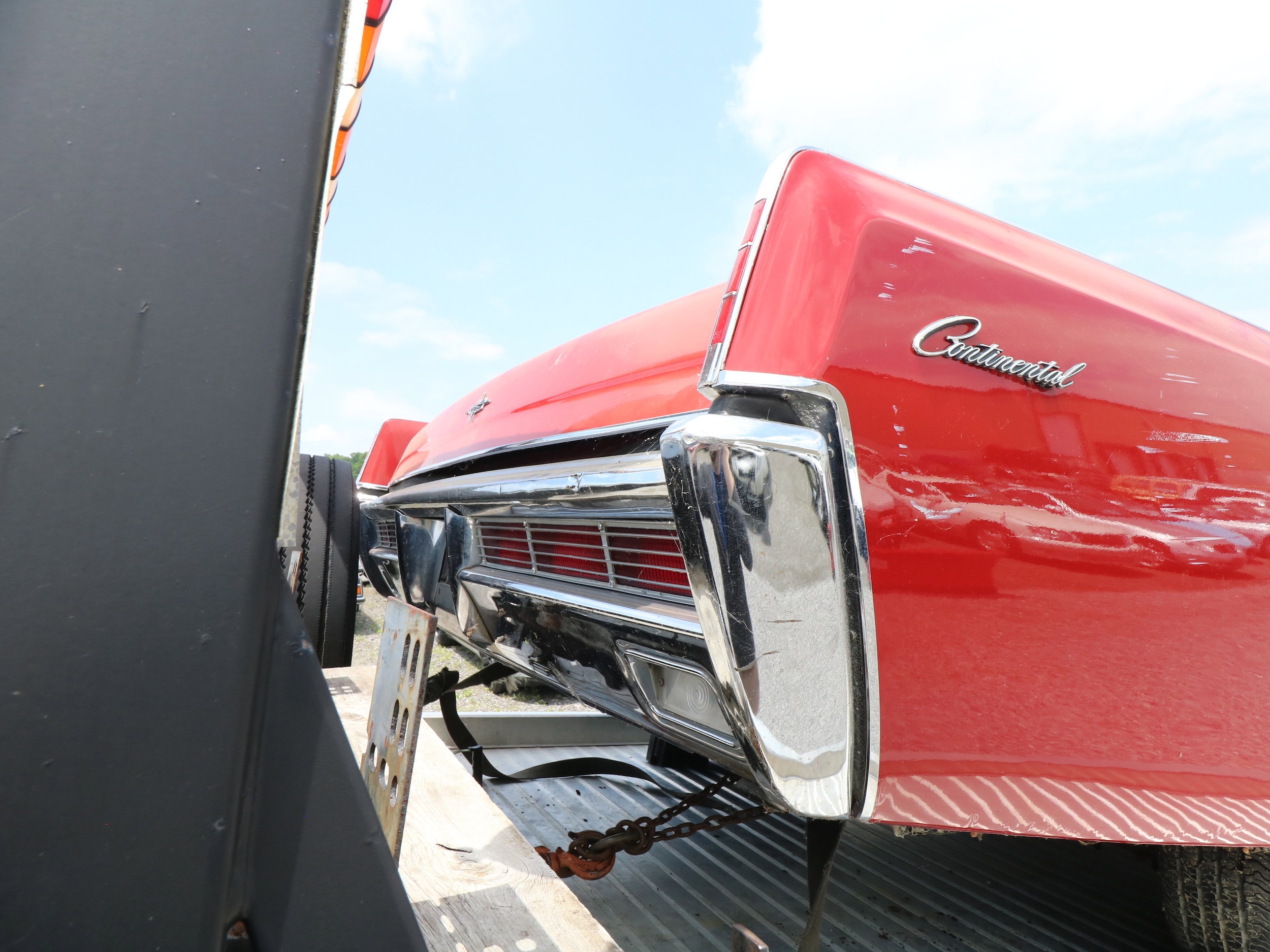 1966 Lincoln Continental 11