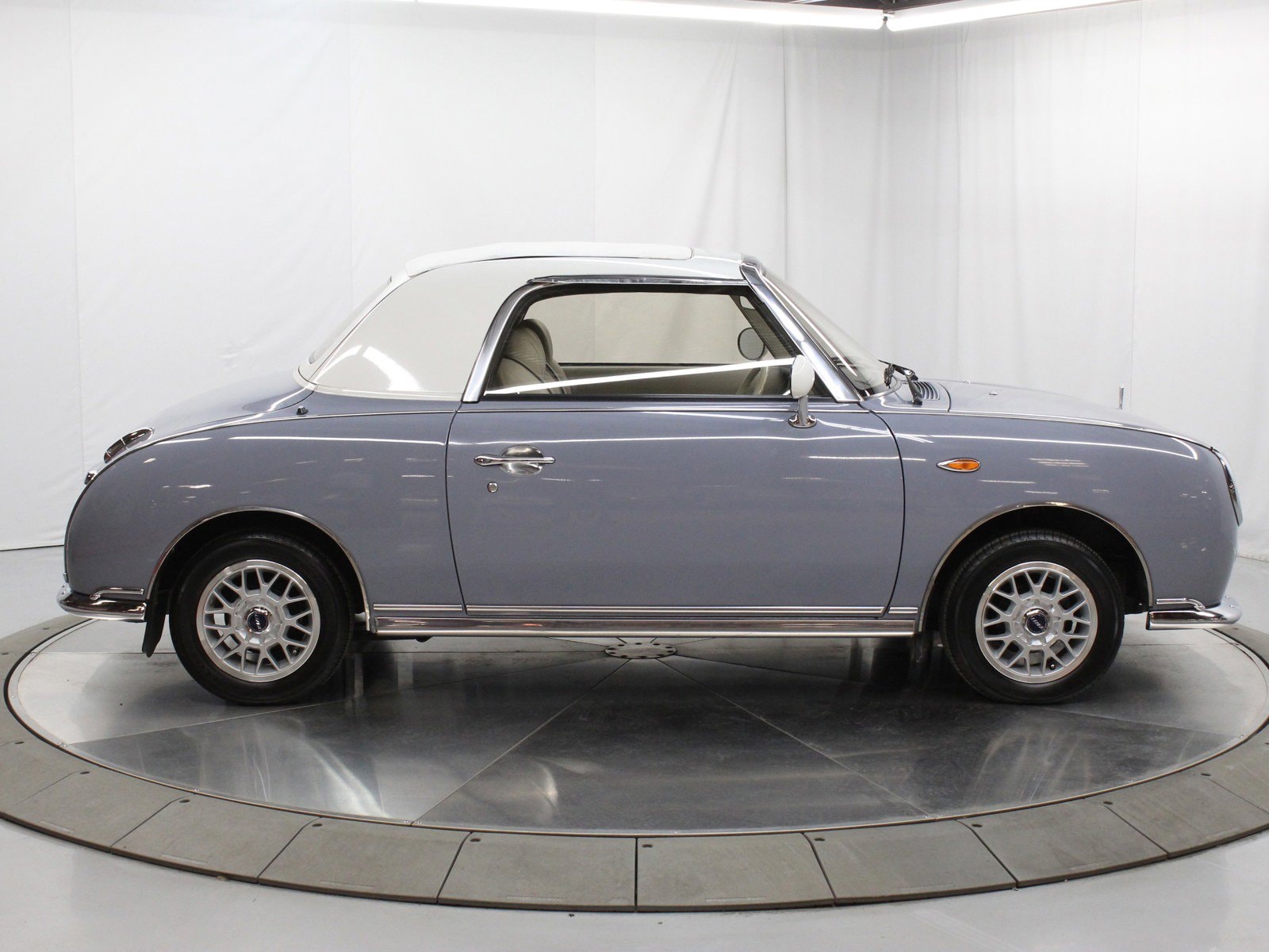 1991 Nissan Figaro 8