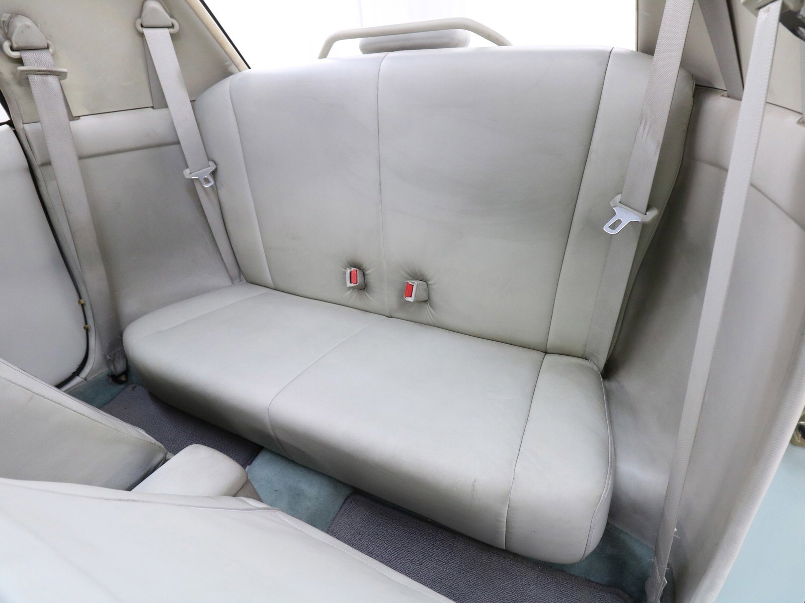 1991 Nissan Figaro 19