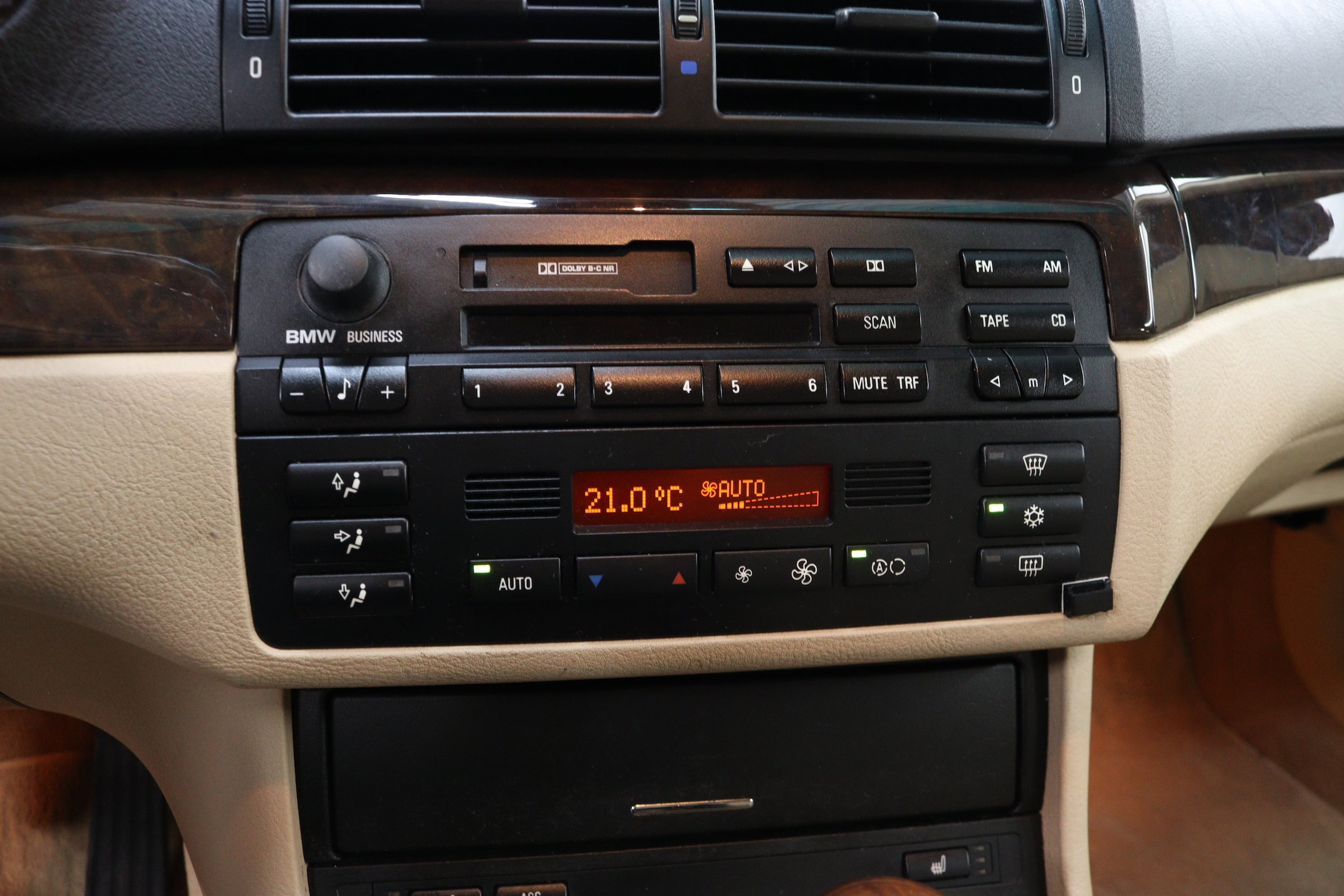 2000 BMW Alpina B3 13