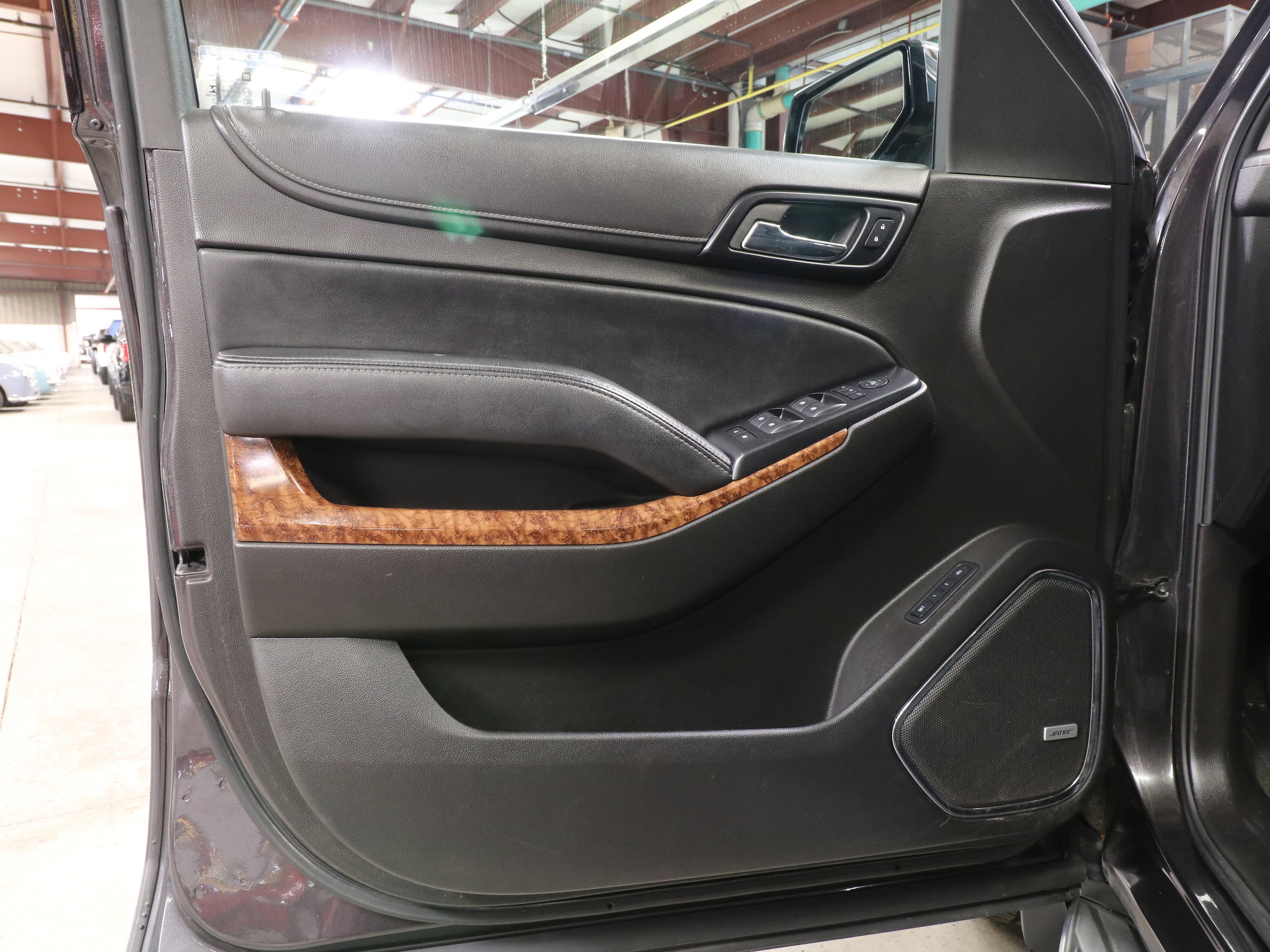 2015 Chevrolet Suburban 21