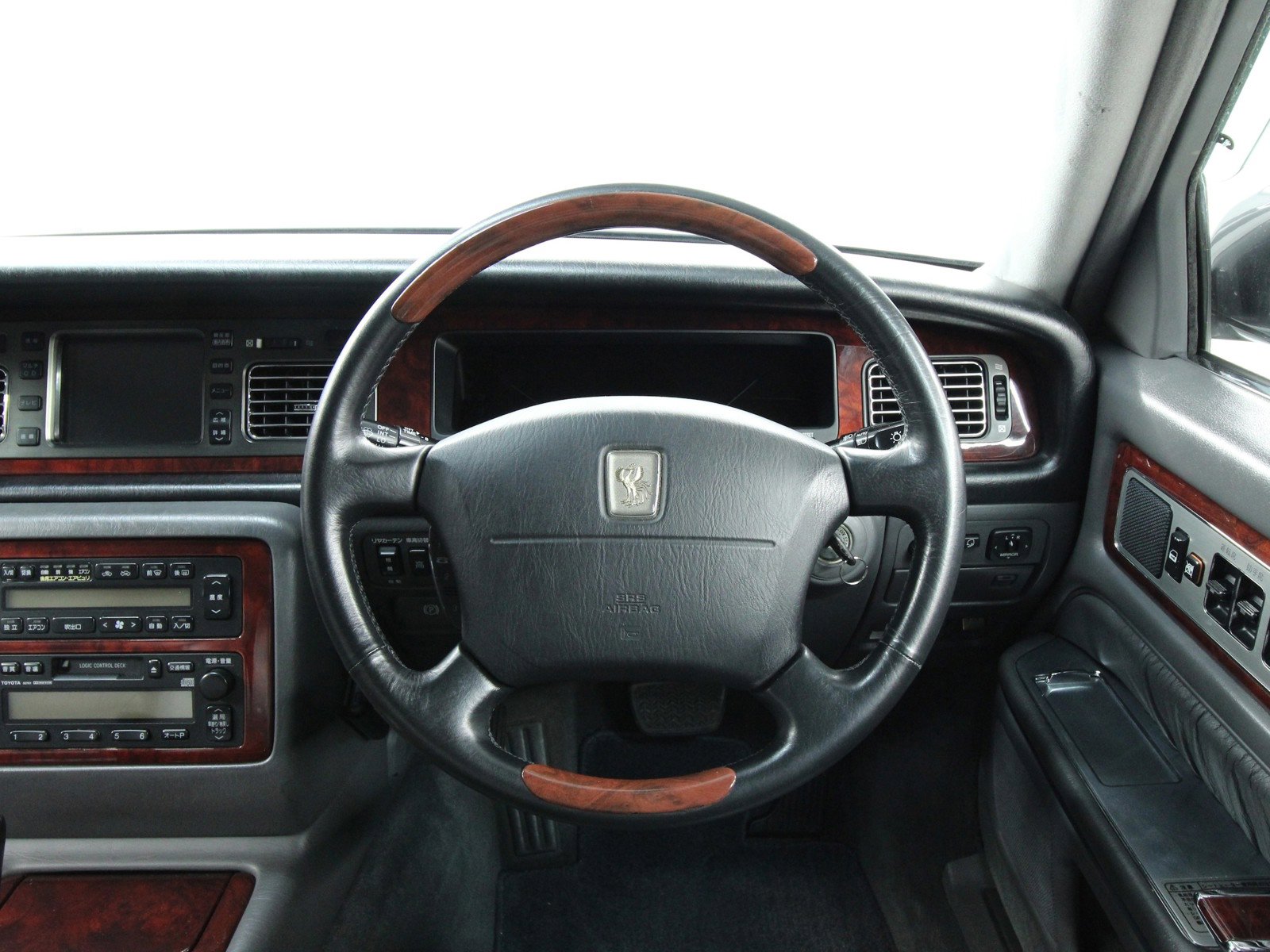 1997 Toyota Century 13