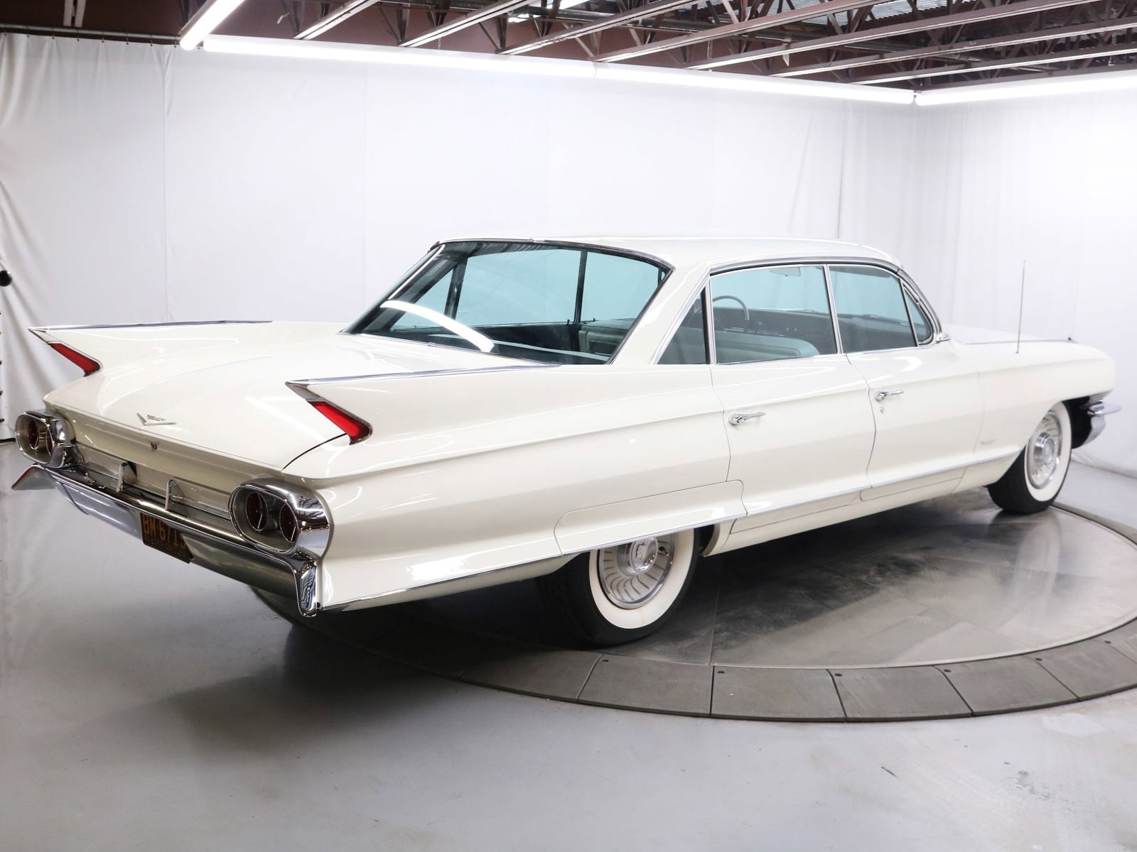 1961 Cadillac Deville 6