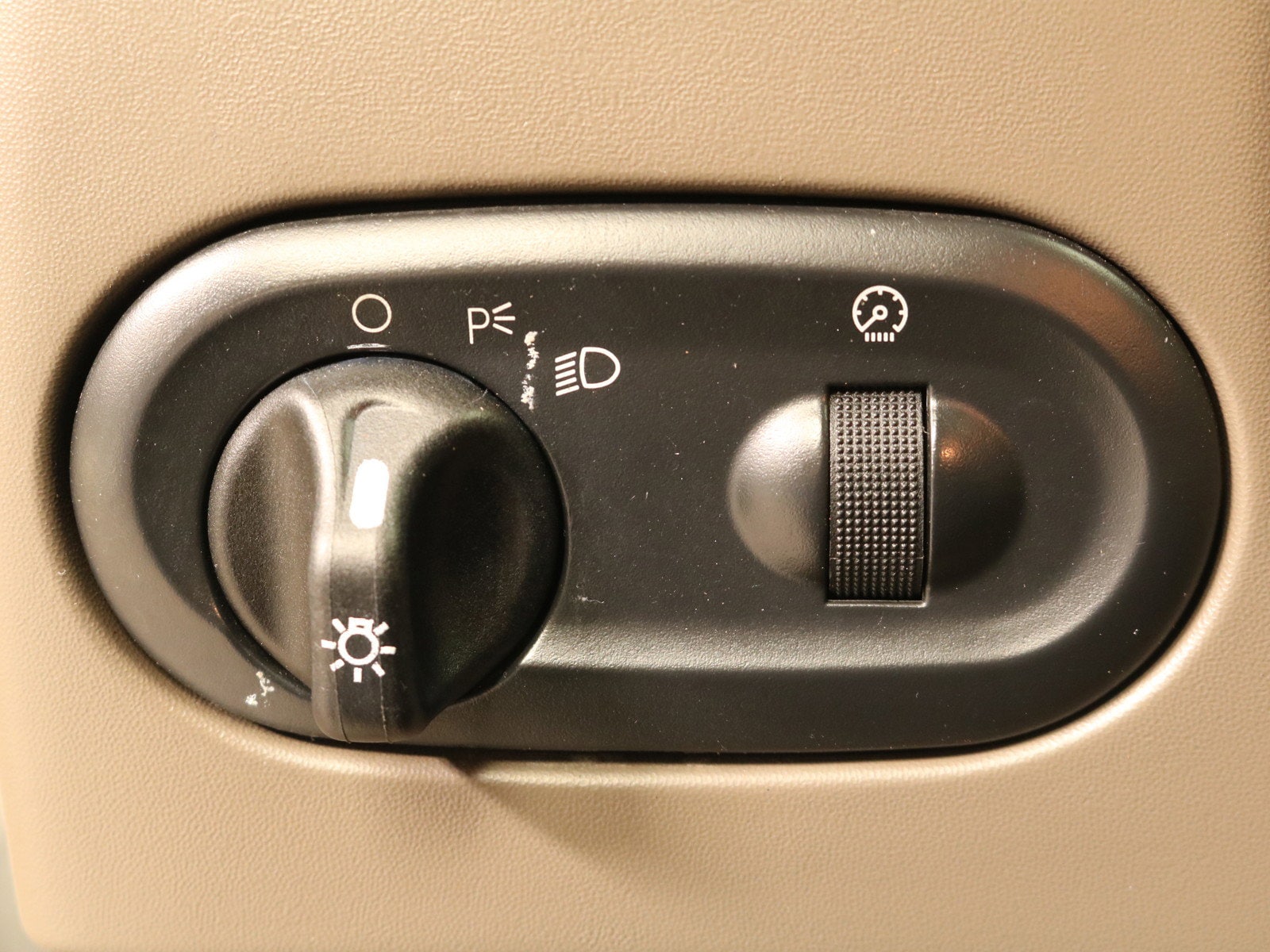 2000 Ford Excursion 56
