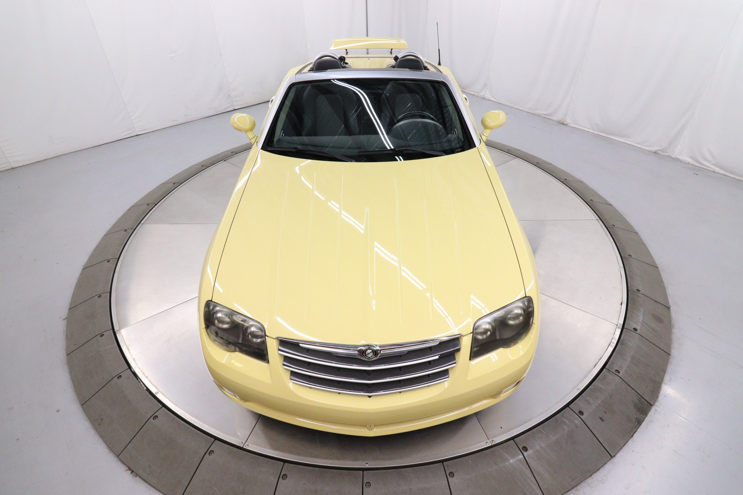2005 Chrysler Crossfire 58