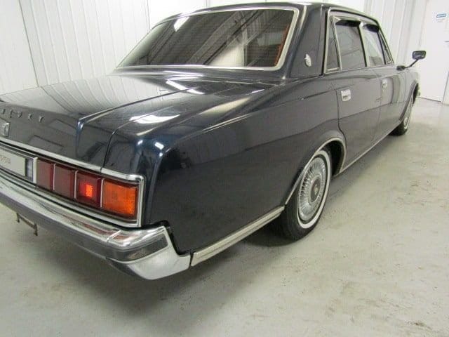 1991 Toyota Century 39