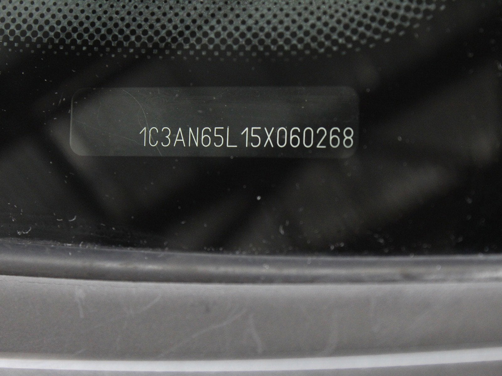 2005 Chrysler Crossfire 49