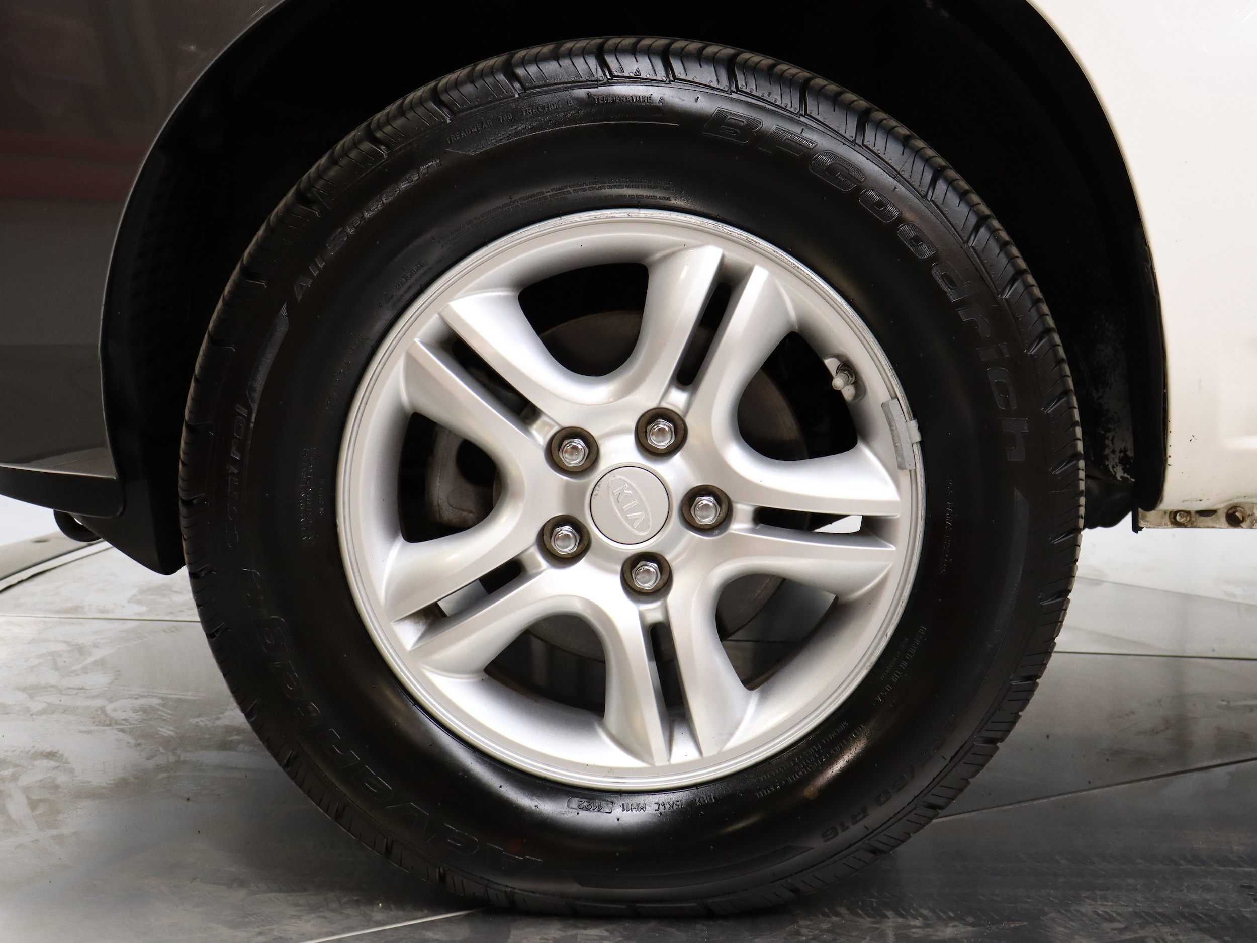2008 Kia Sportage 32