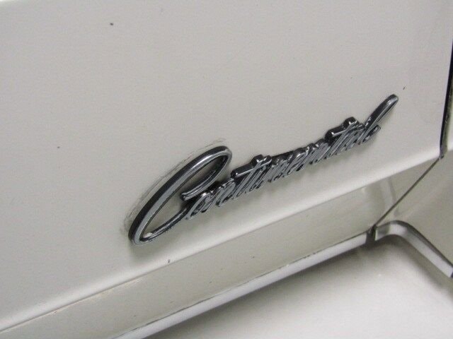 1982 Lincoln Continental 50