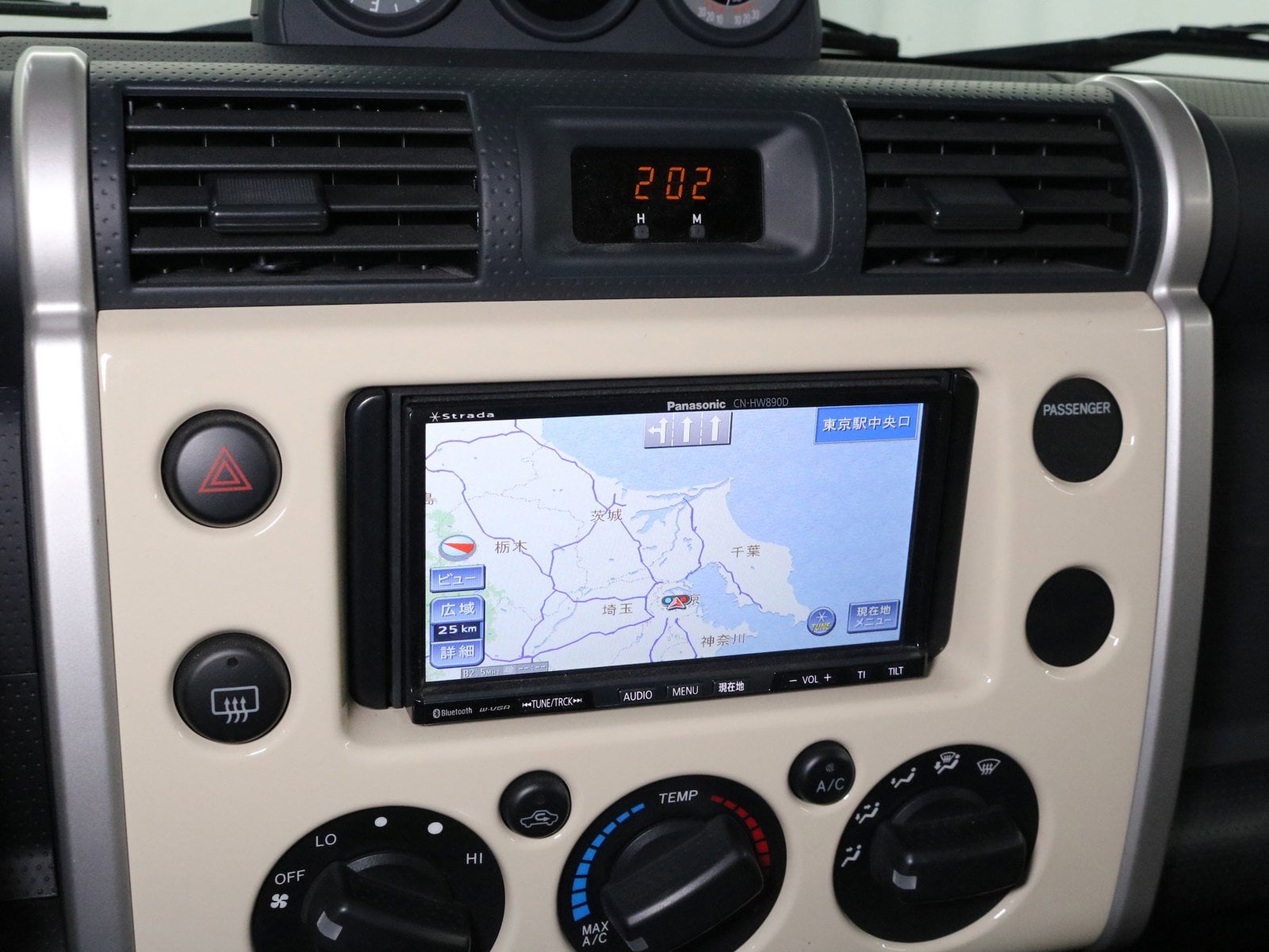 2010 Toyota FJ Cruiser 11