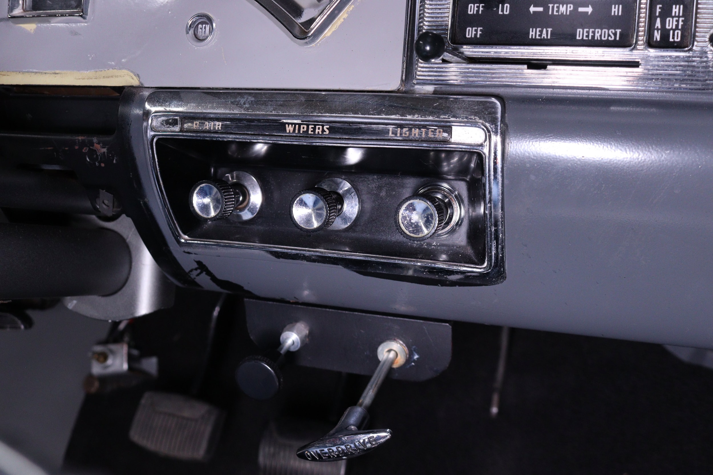 1957 Ford Fairlane 13