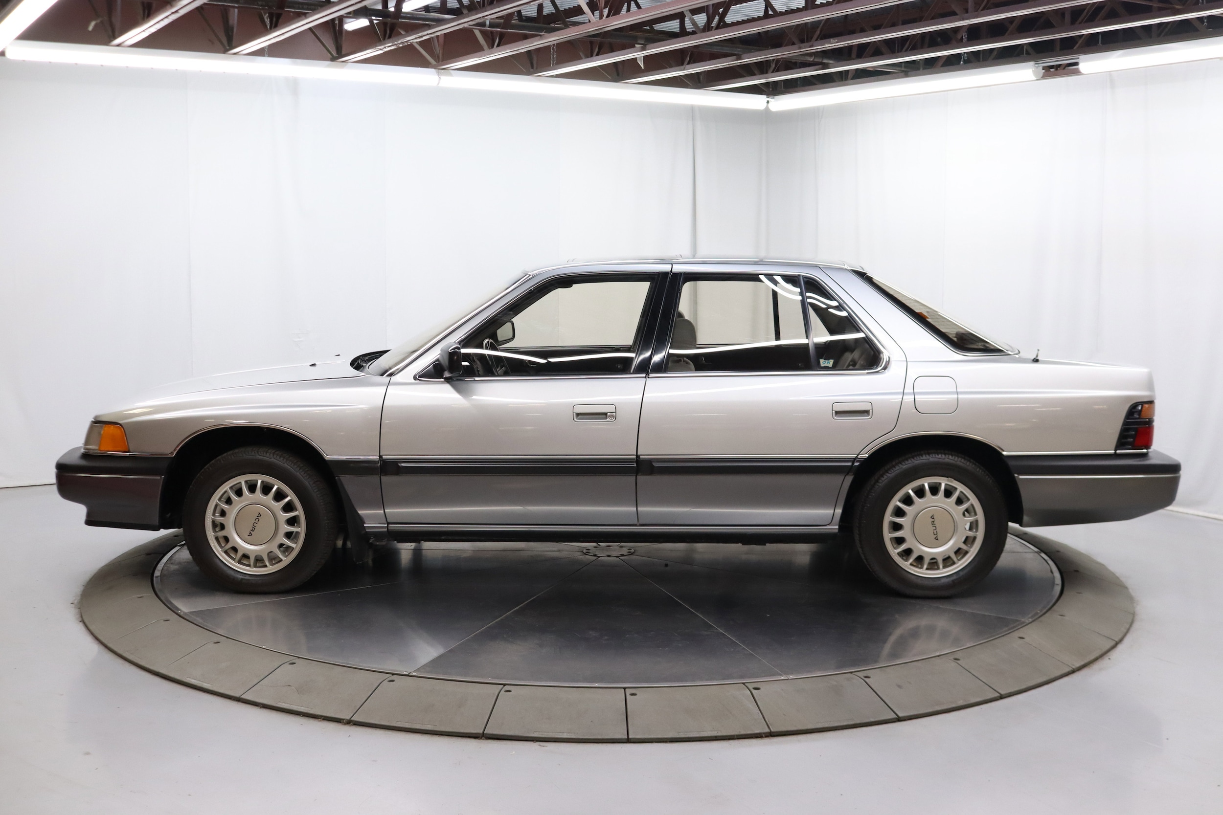 1987 Acura Legend 4