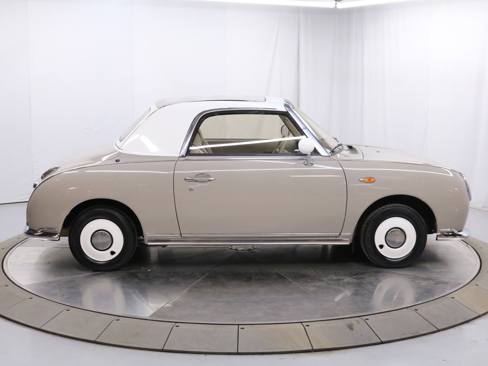 1991 Nissan Figaro 8