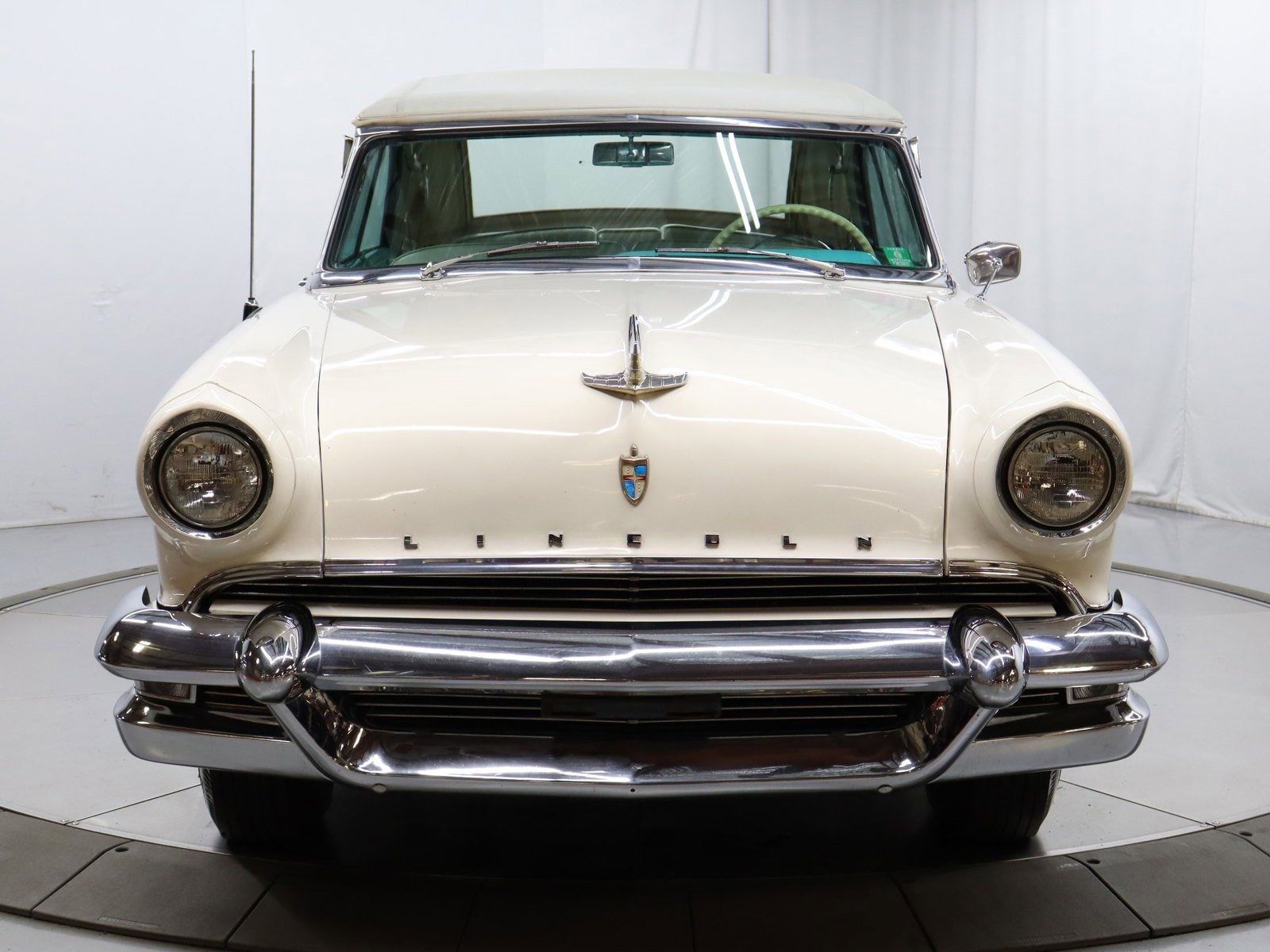 1955 Lincoln Capri 6