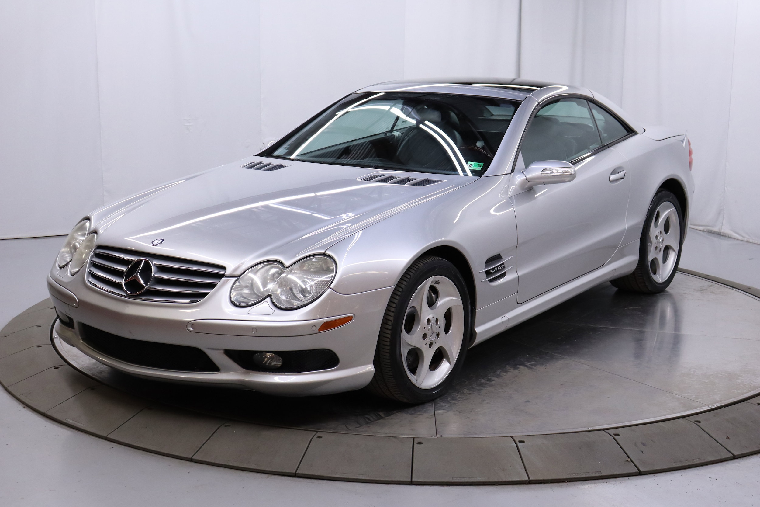 2004 Mercedes-Benz SL-Class 5