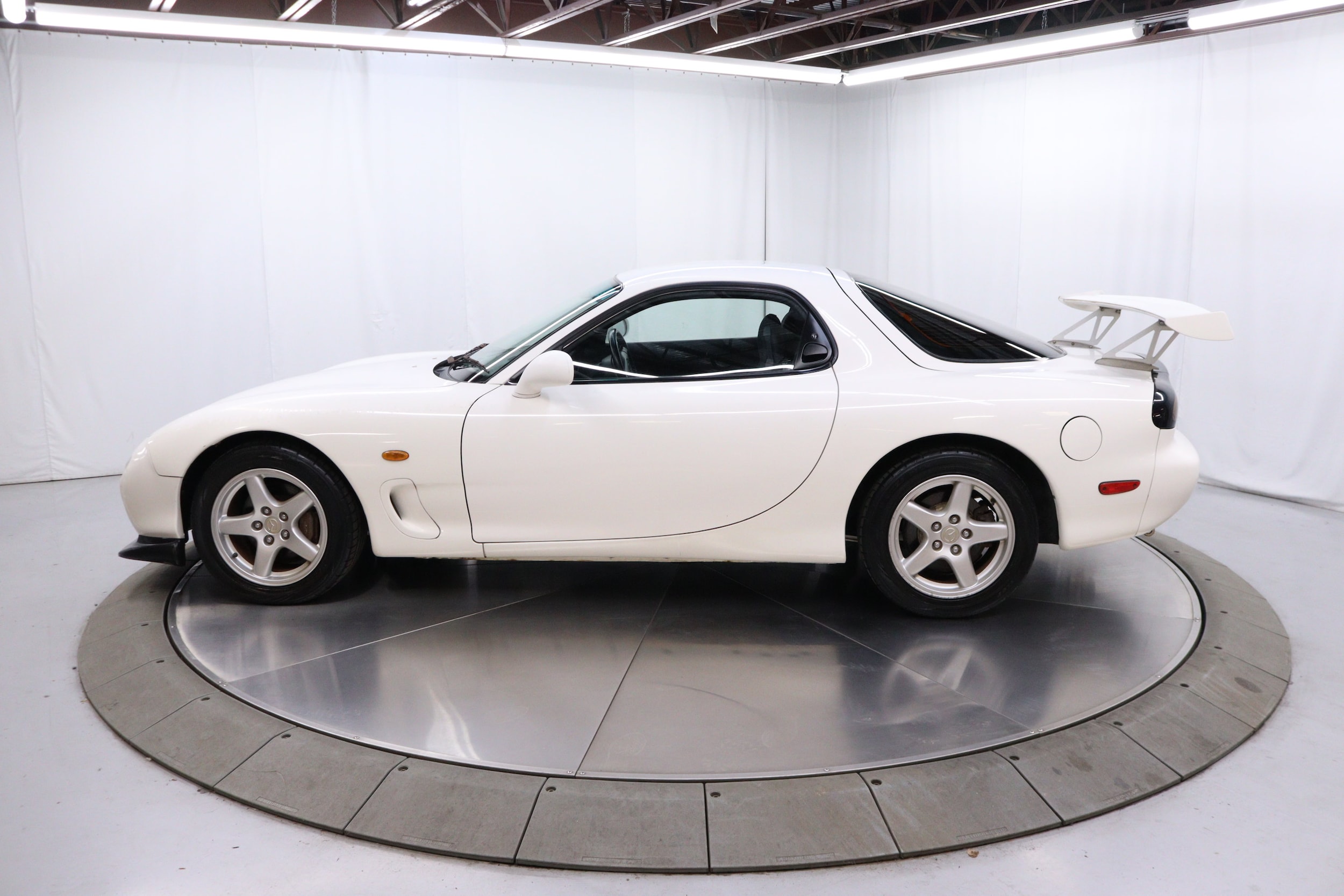 2001 Mazda RX-7 4