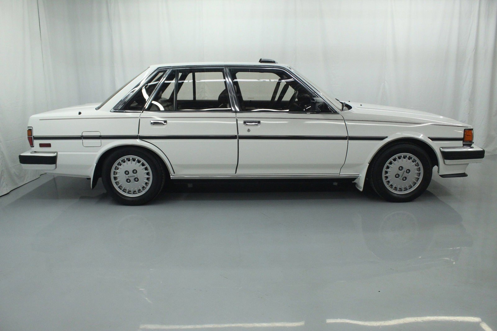1986 Toyota Cressida 8