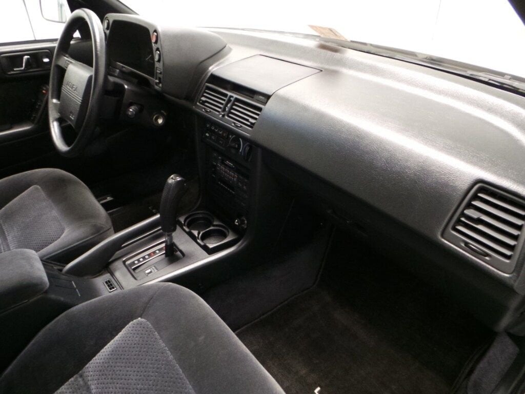 1990 Acura Legend 12