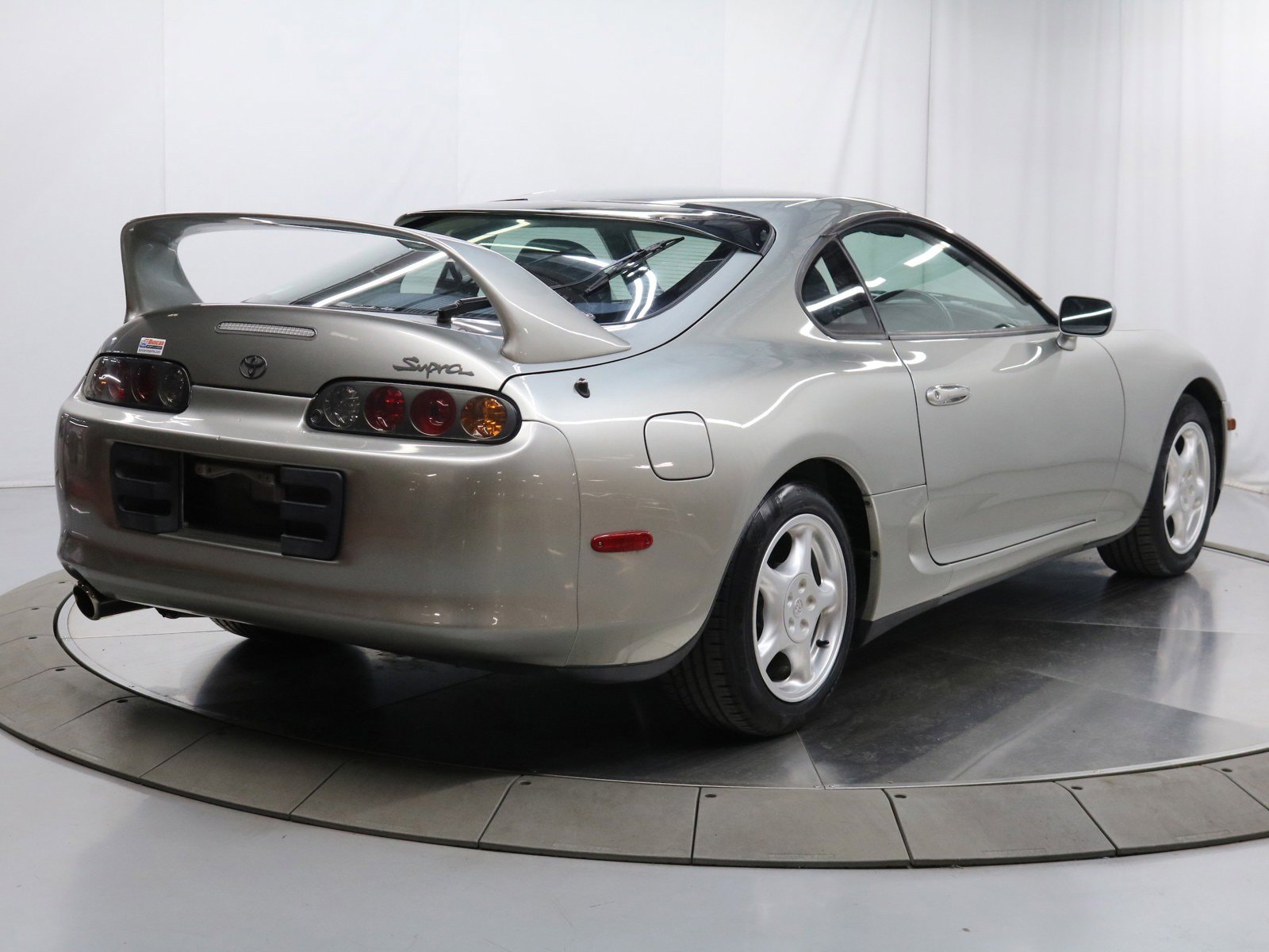1997 Toyota Supra 7