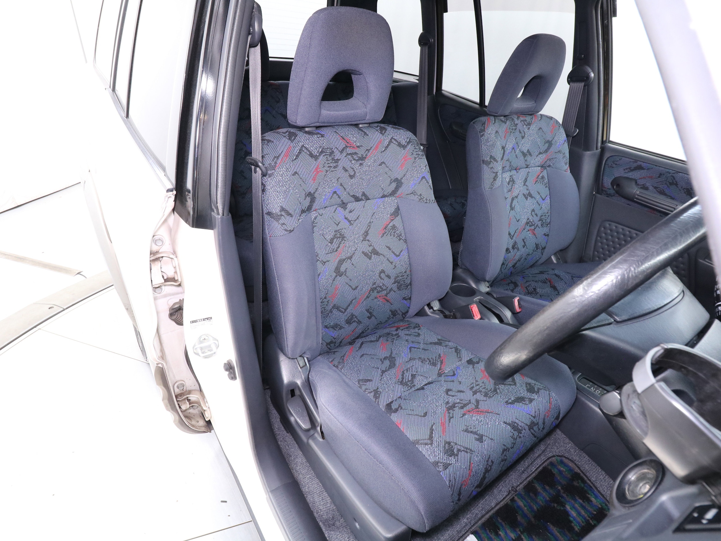 1998 Toyota RAV4 16