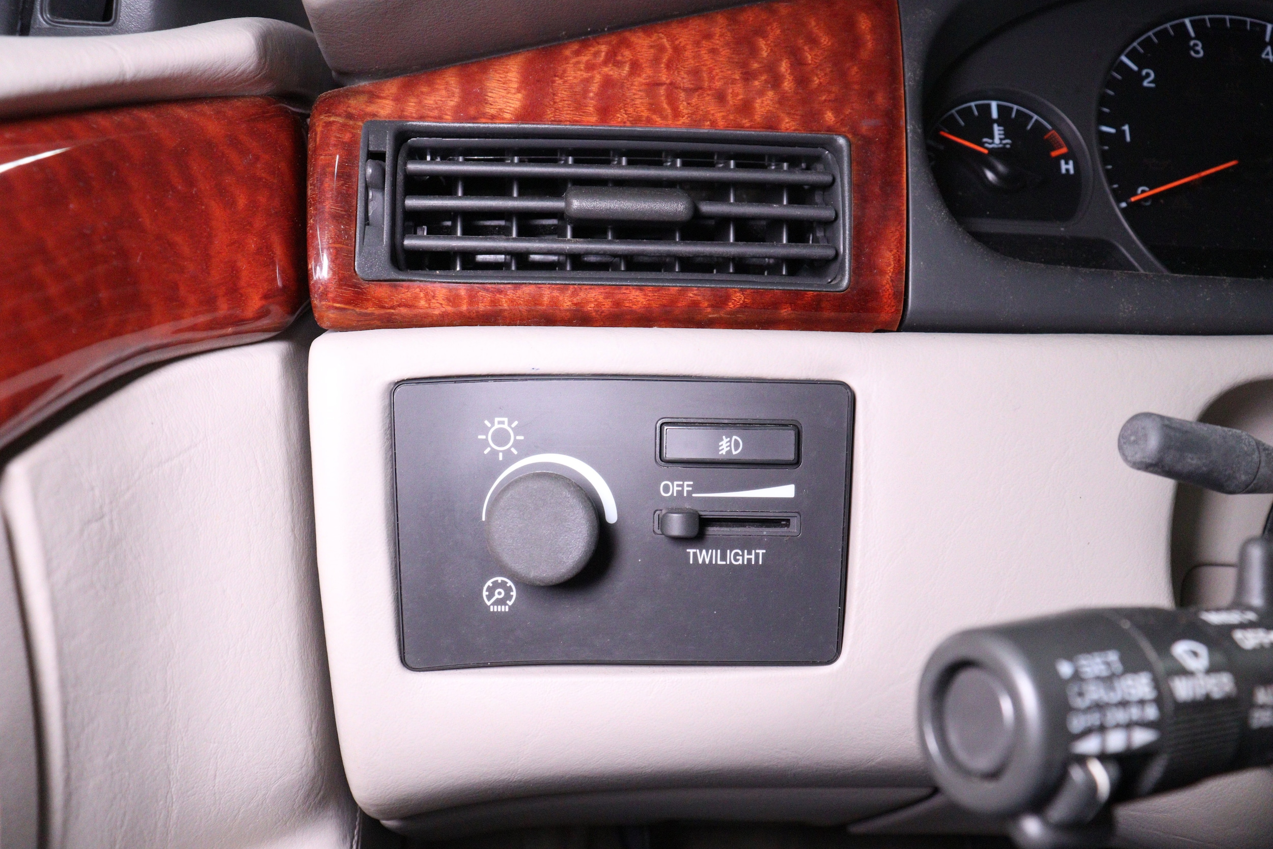 2002 Cadillac Eldorado 15