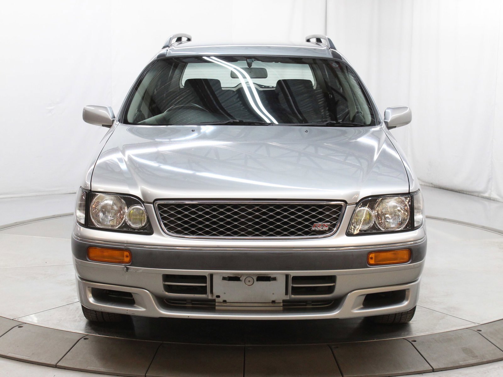 1996 Nissan Stagea 3