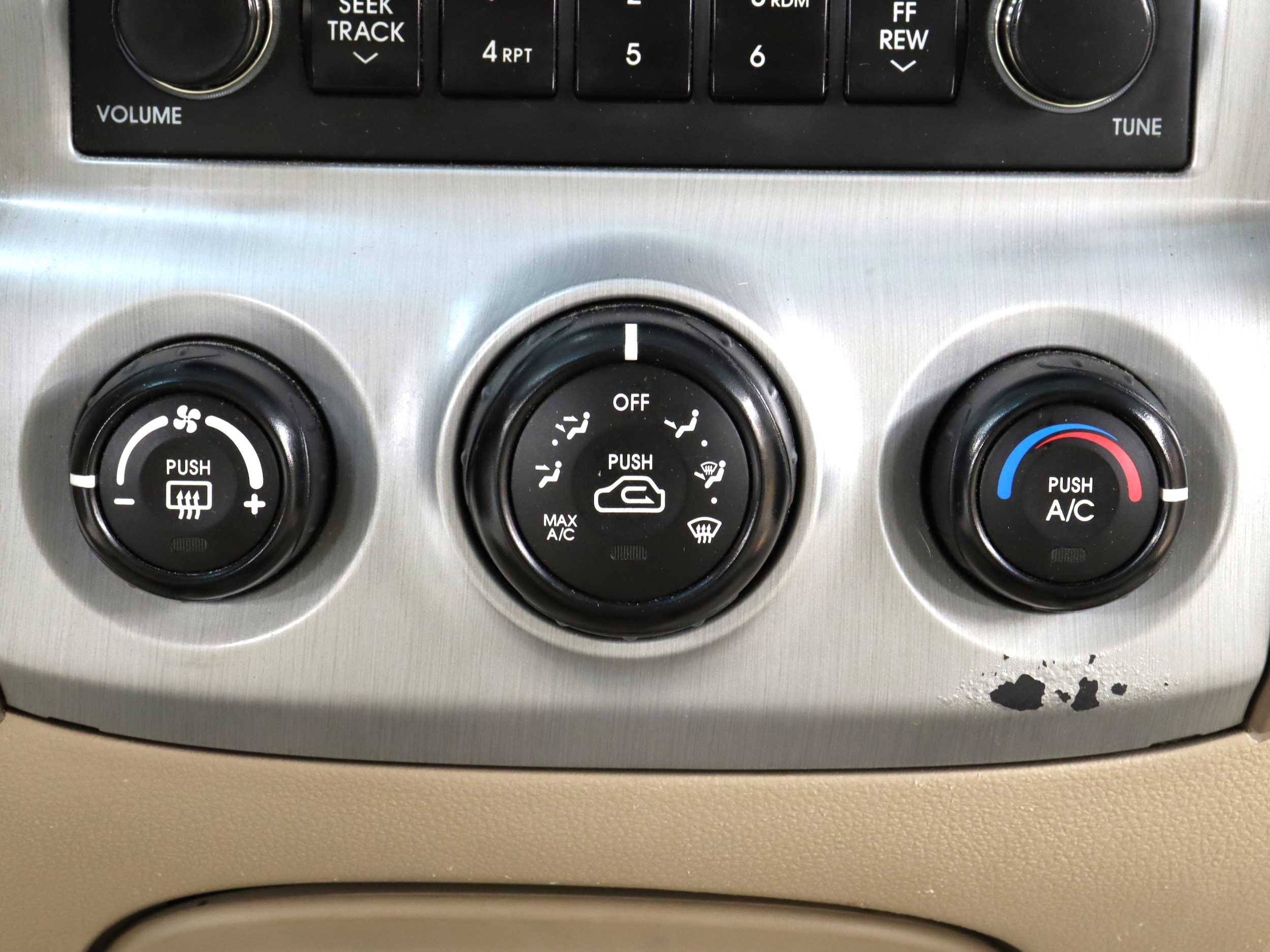 2008 Kia Sportage 13