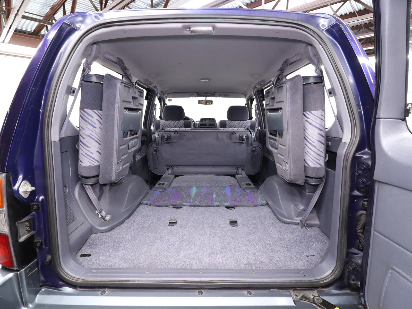 1997 Toyota Land Cruiser Prado 29