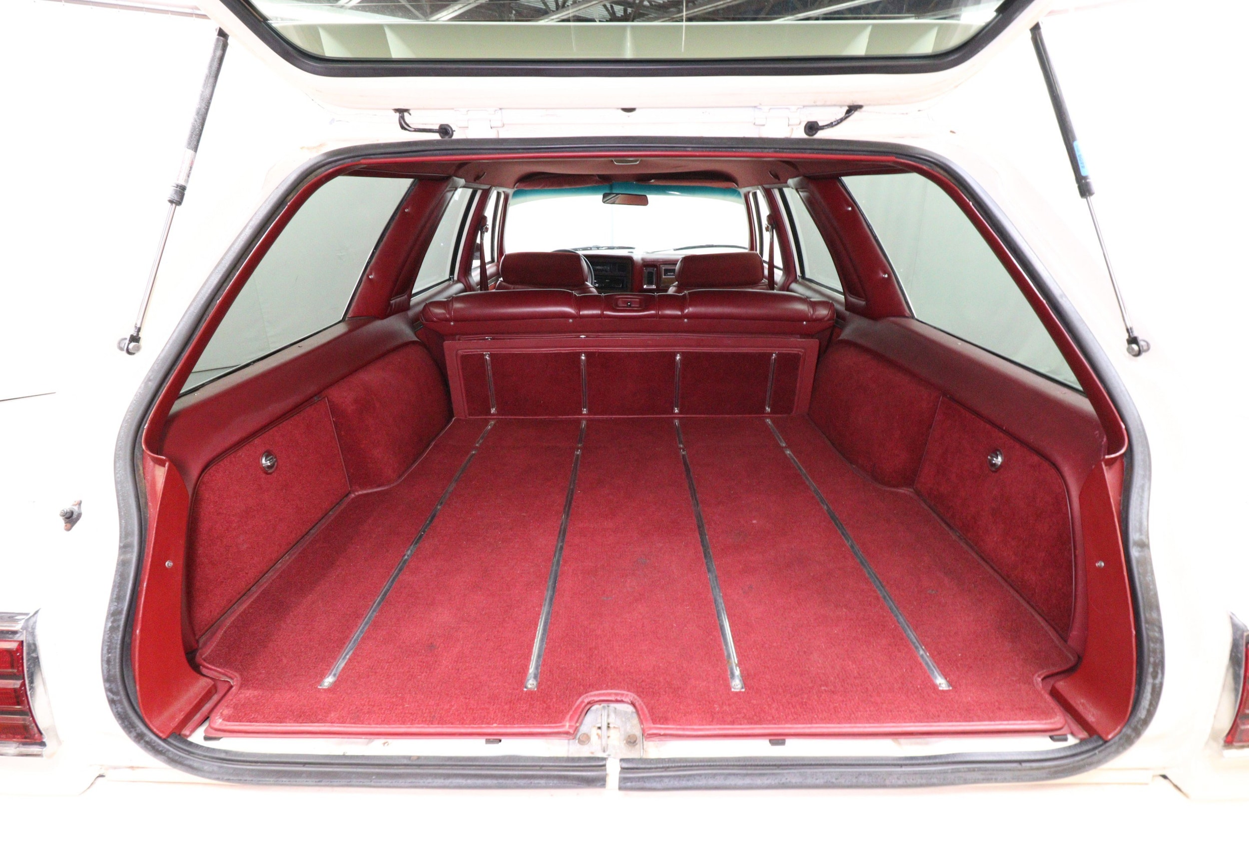1980 Chrysler Lebaron 27