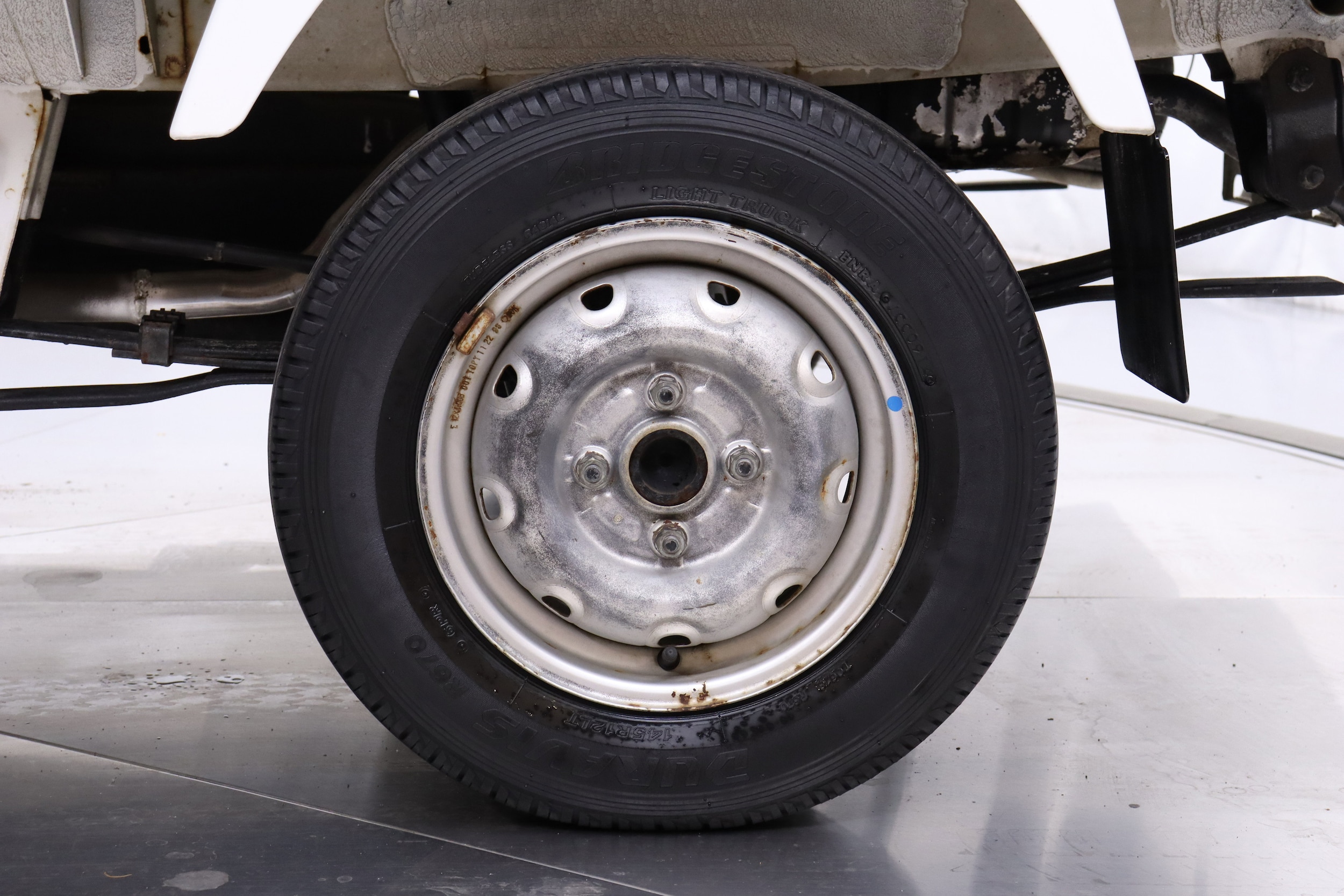 1999 Suzuki Carry 28