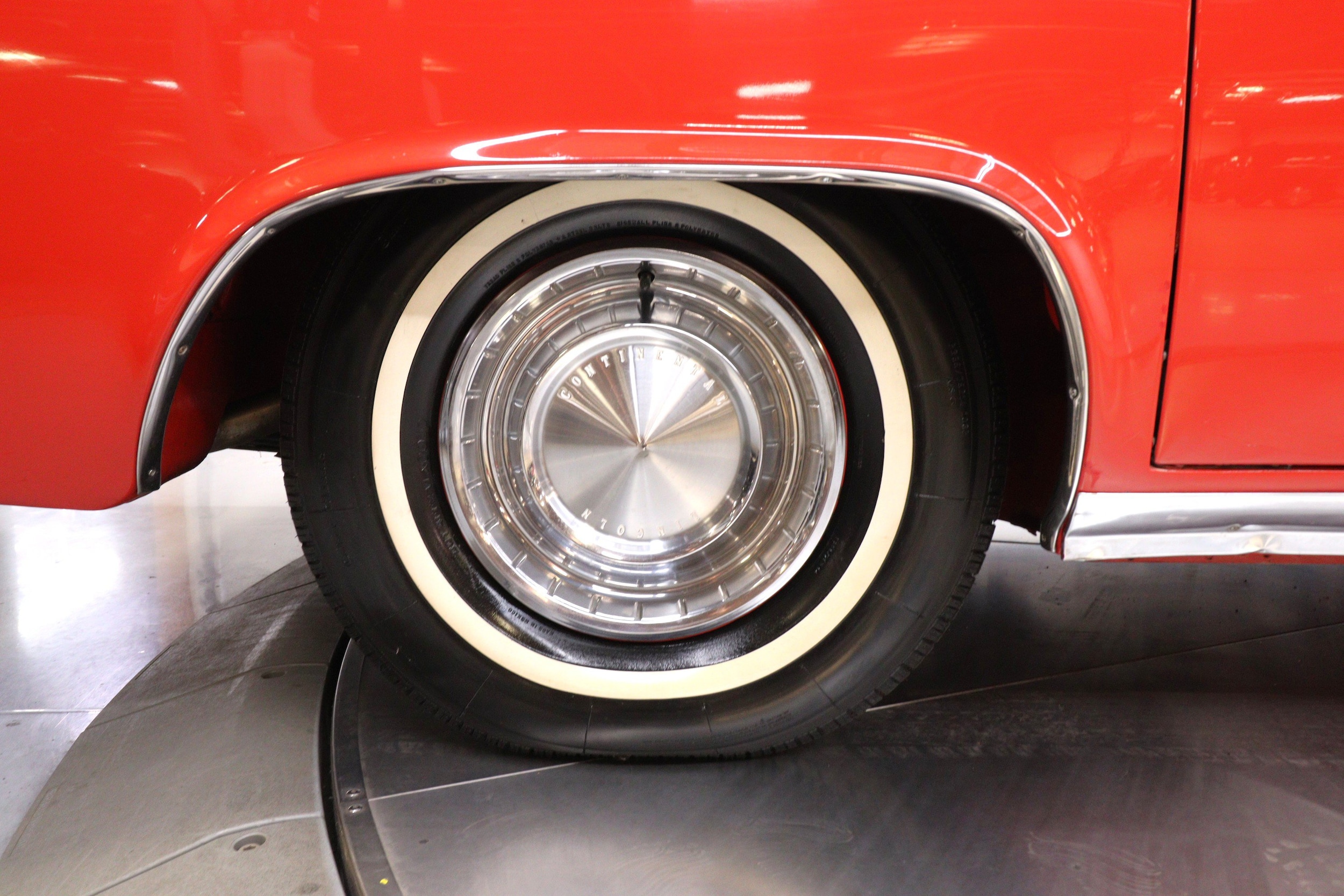 1963 Lincoln Continental 36