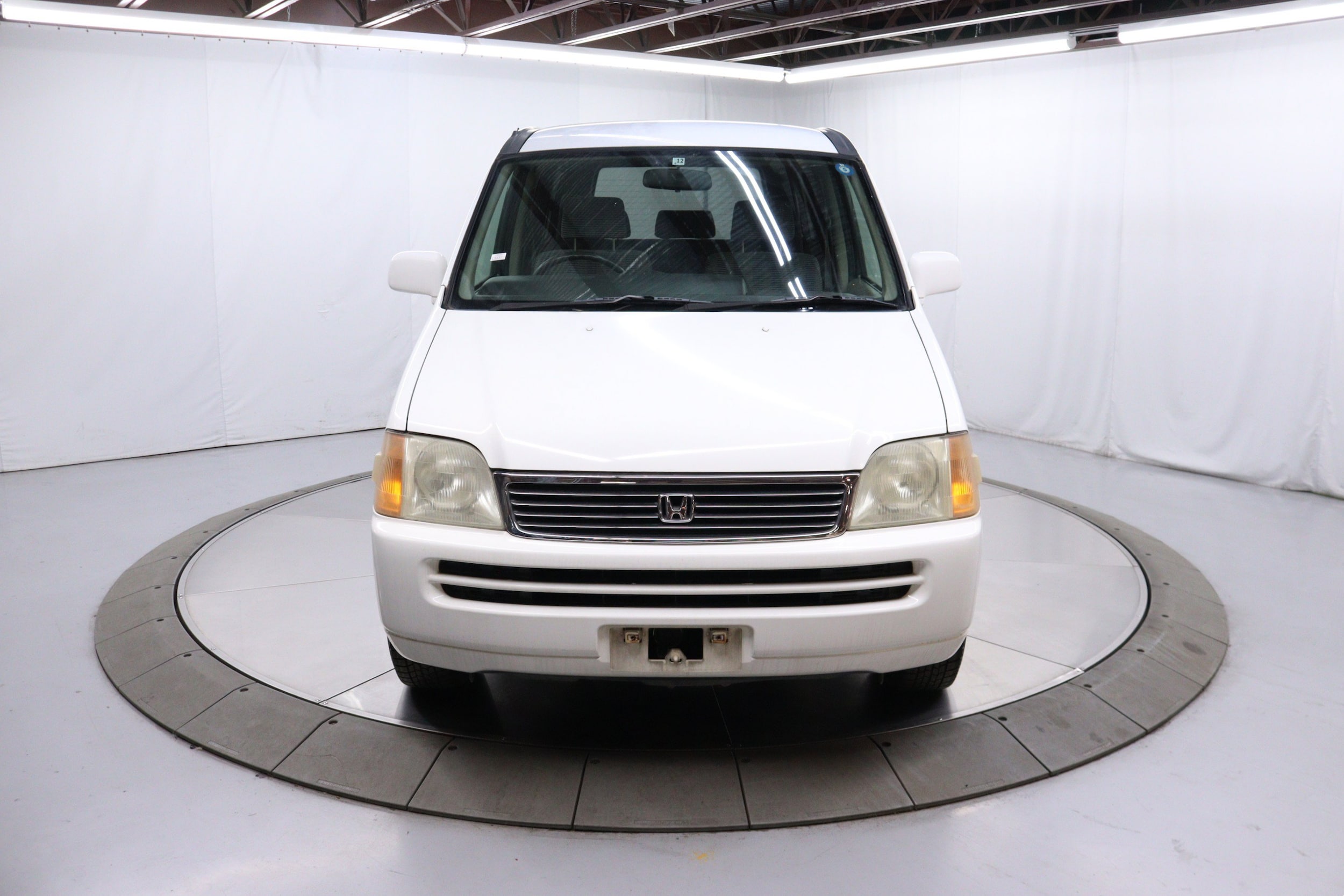 1997 Honda Stepwgn 3