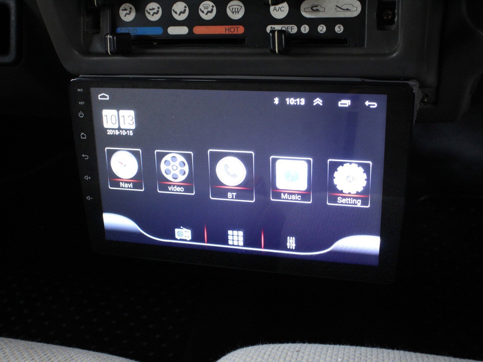 1989 Nissan S-Cargo 13