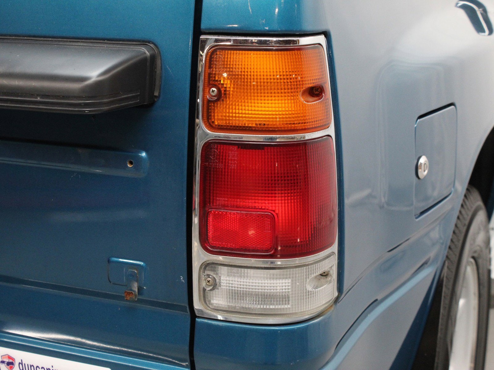 1995 Isuzu Mu 18