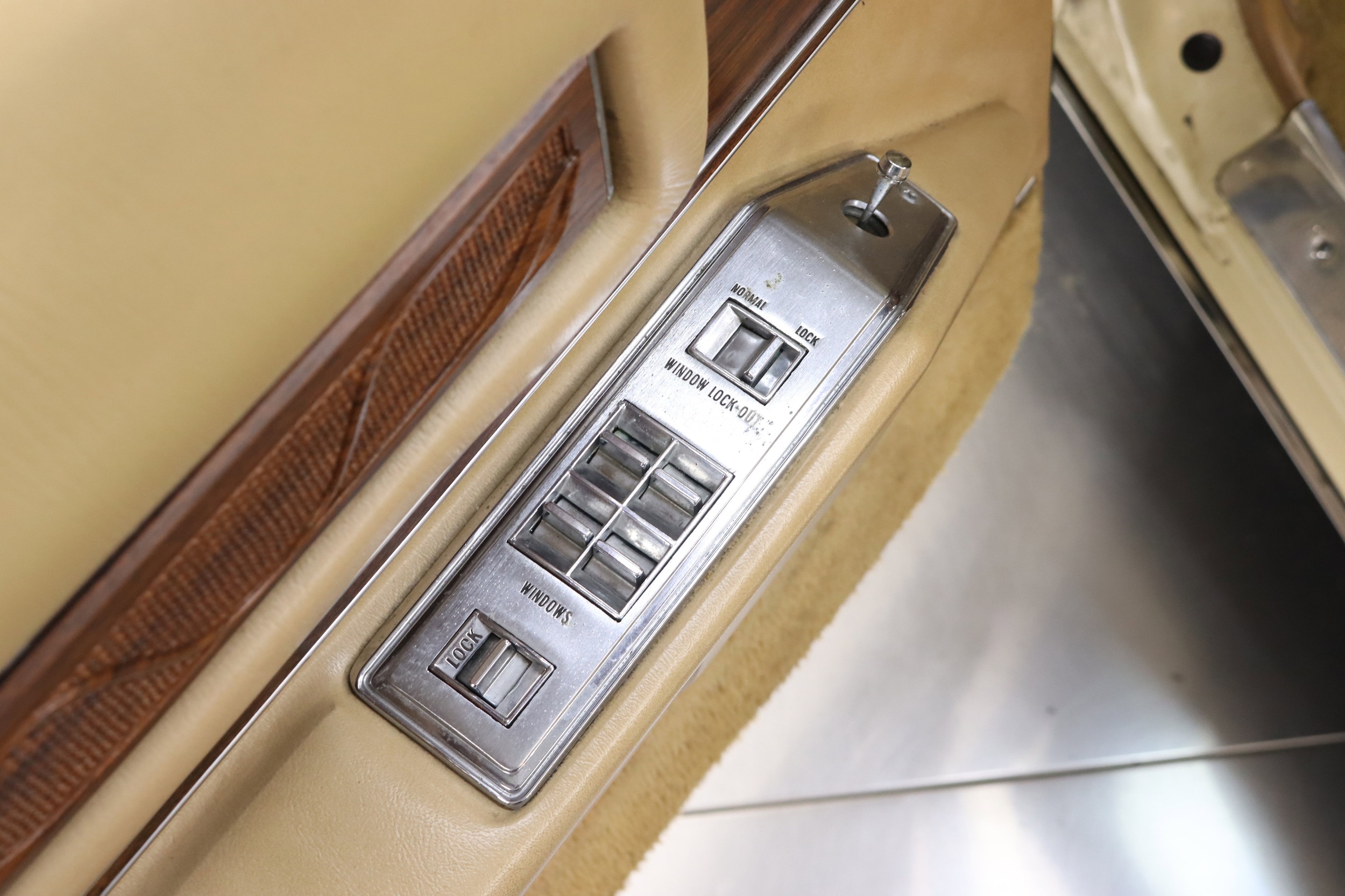 1976 Cadillac Eldorado 35