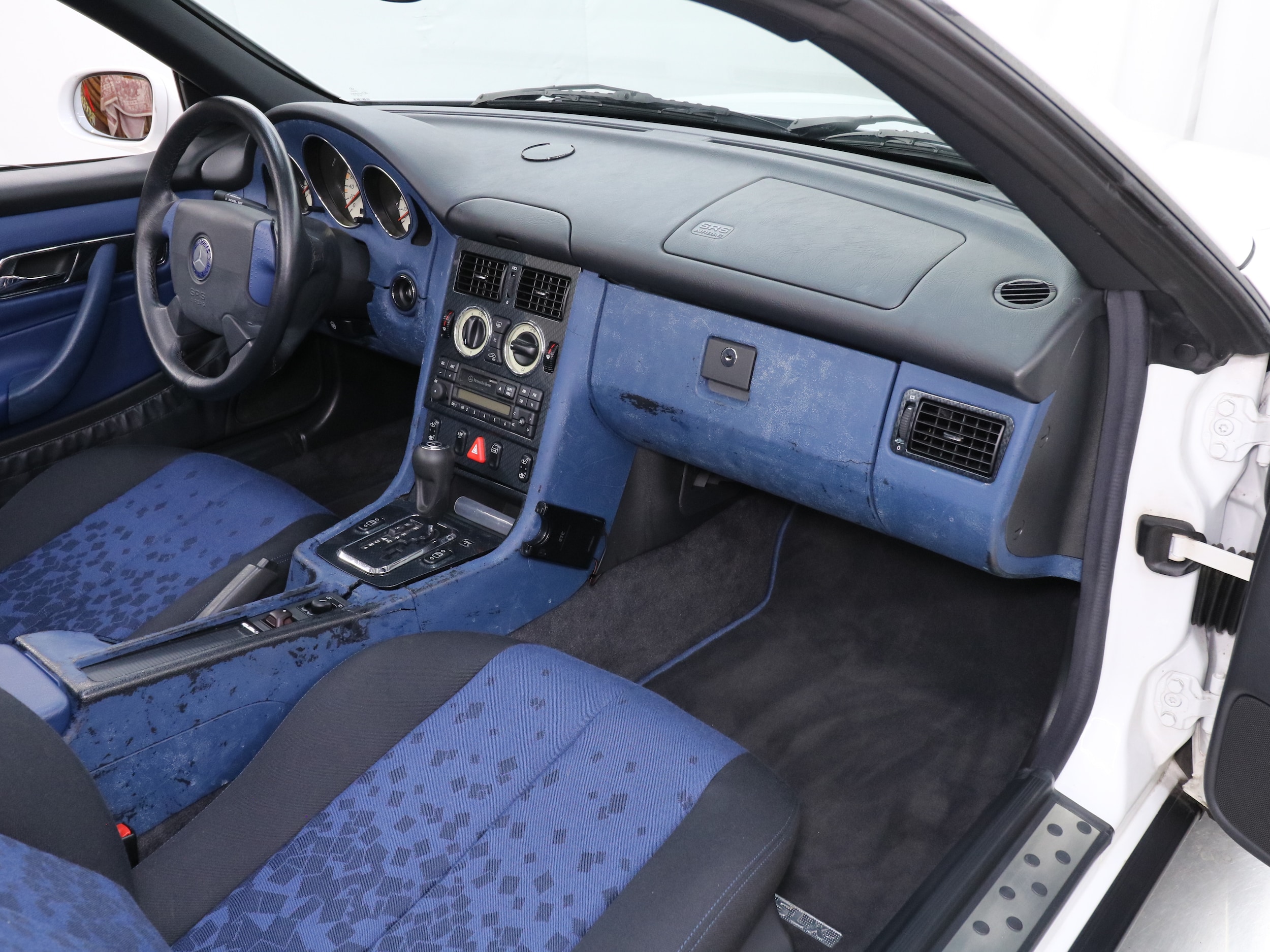 1998 Mercedes-Benz SLK230 17