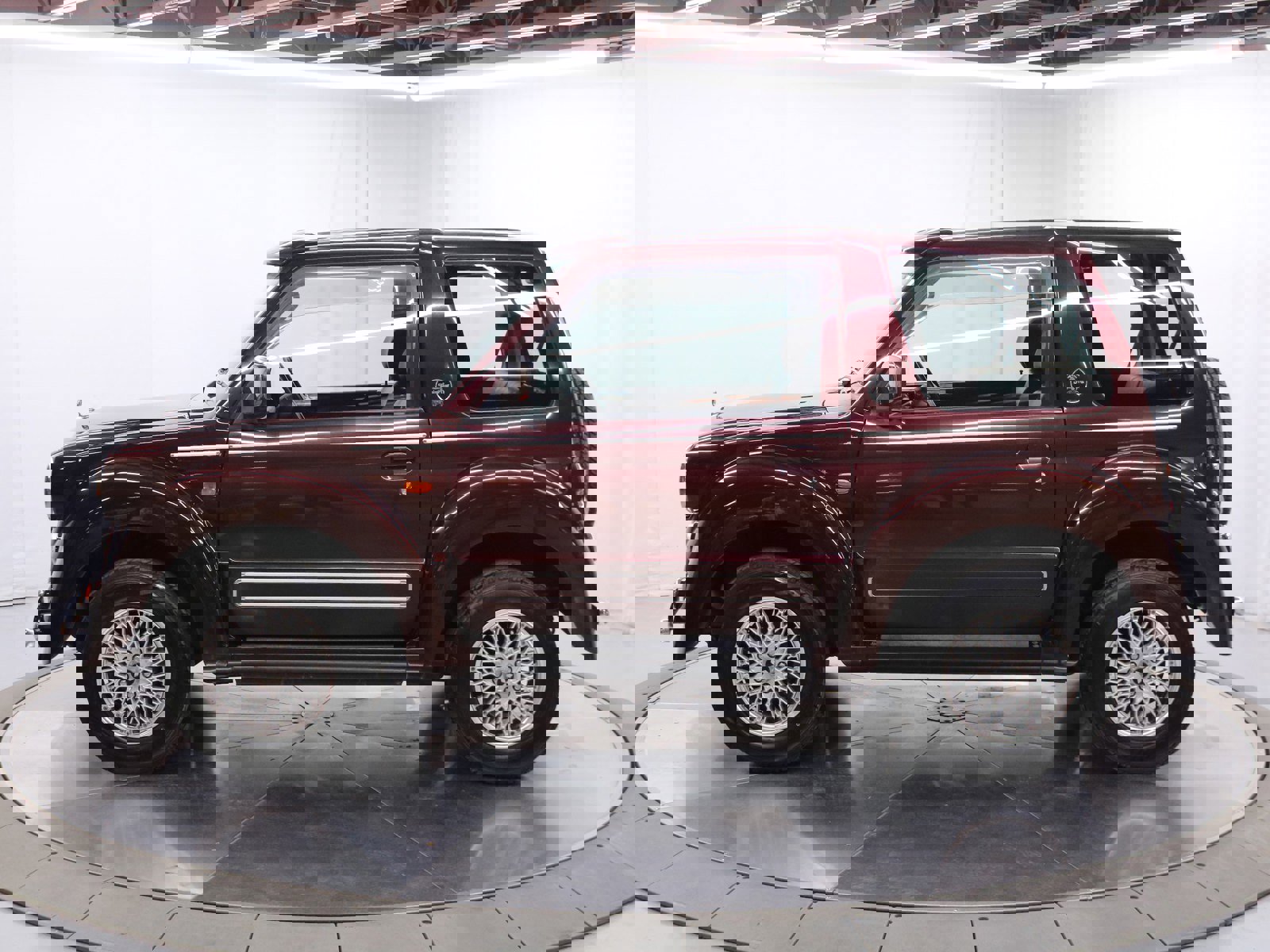 1998 Mitsubishi Pajero 4