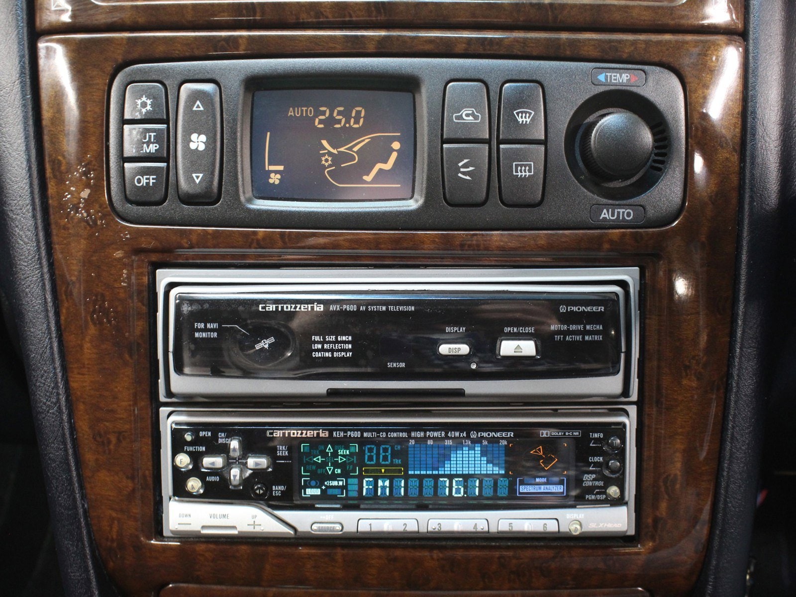 1997 Mitsubishi Legnum 14