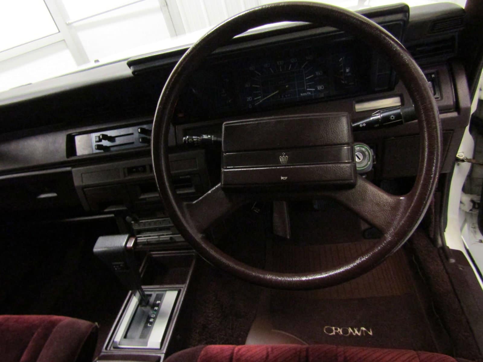 1985 Toyota Crown 17