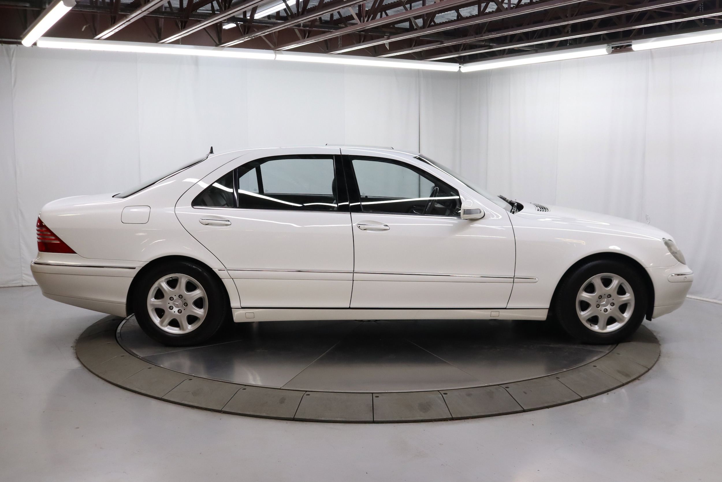 2000 Mercedes-Benz S500 10