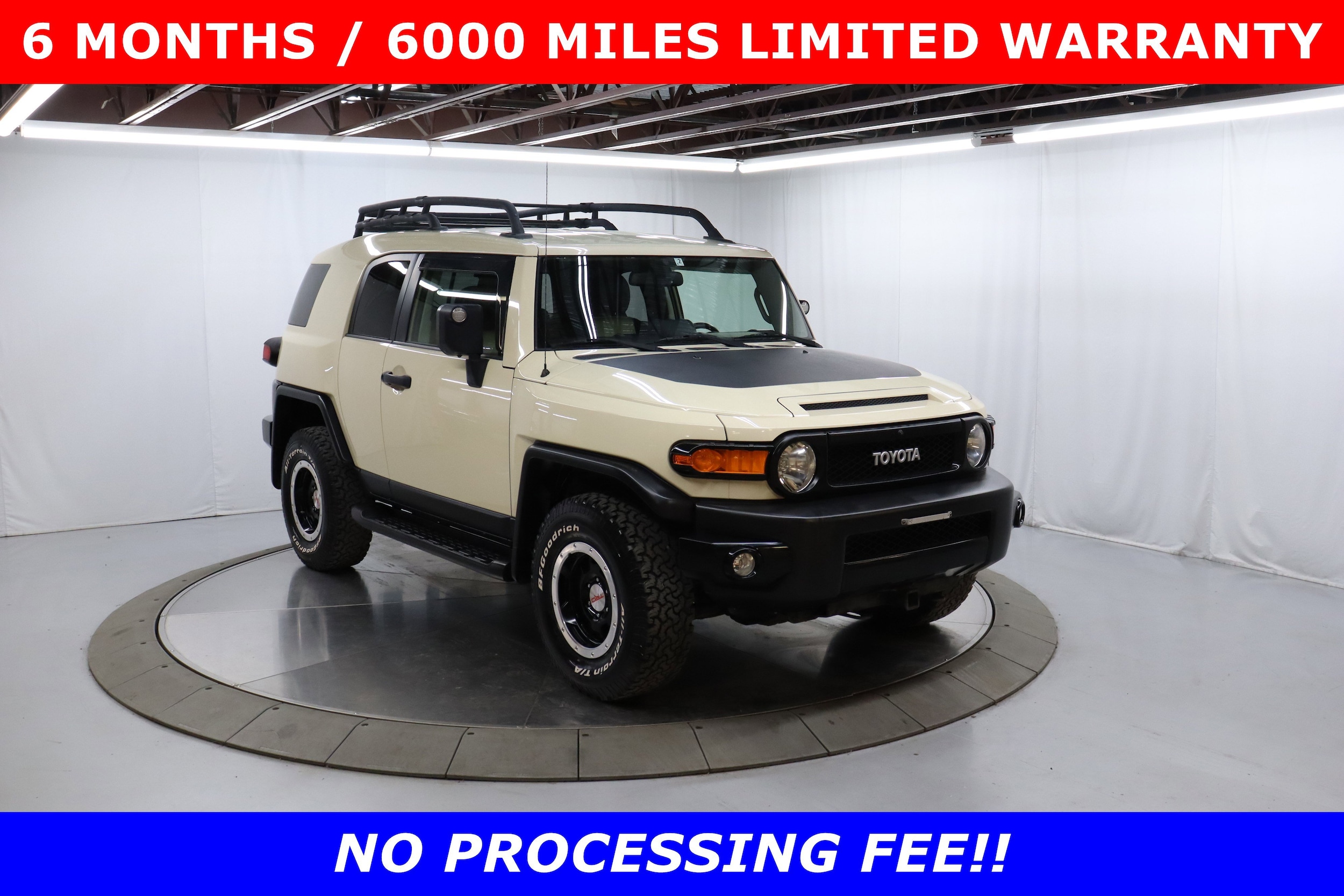 2010 Toyota FJ Cruiser Base's photo