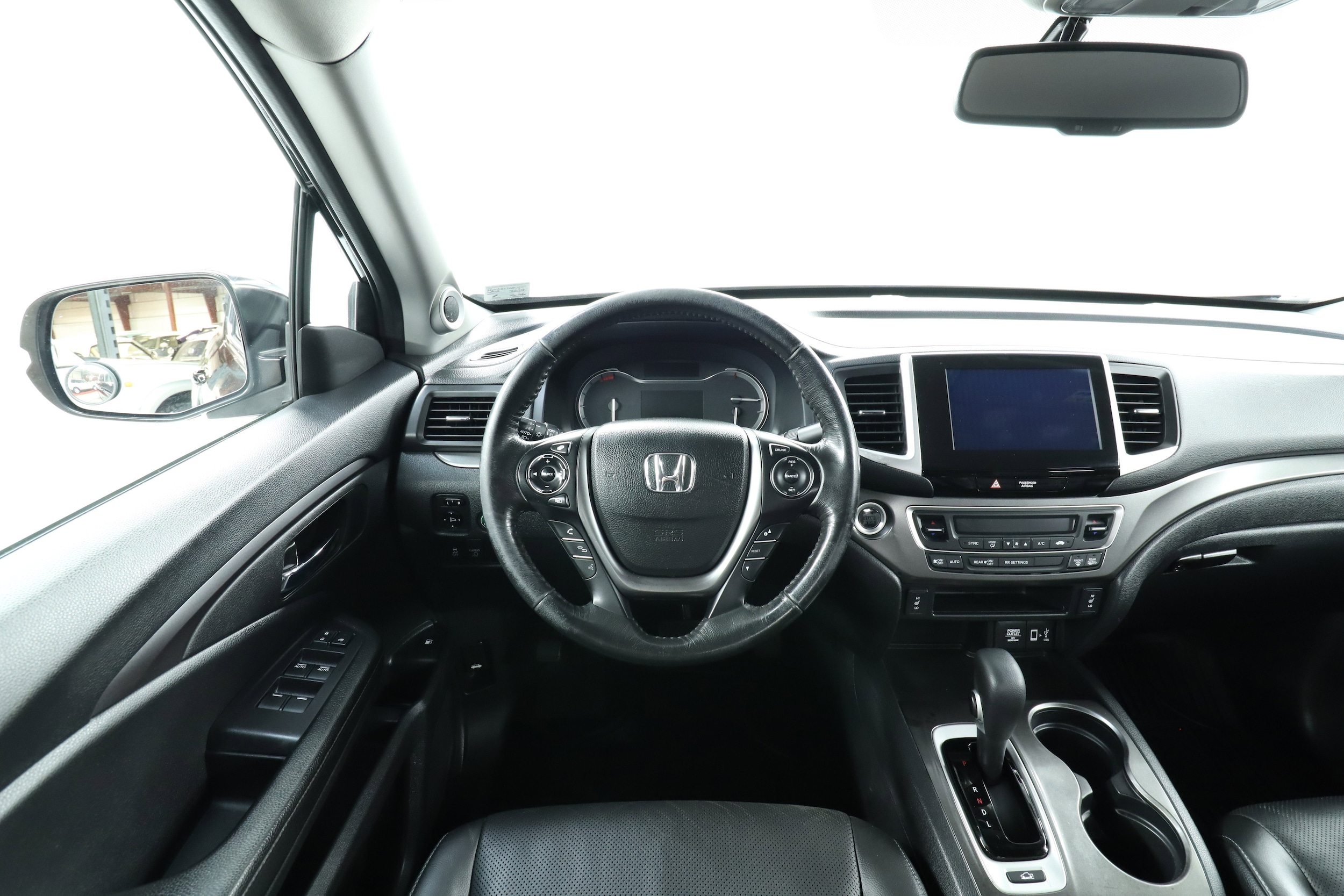 2017 Honda Ridgeline 10