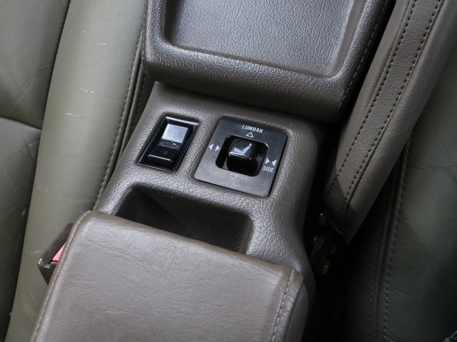 1989 Toyota Soarer 42