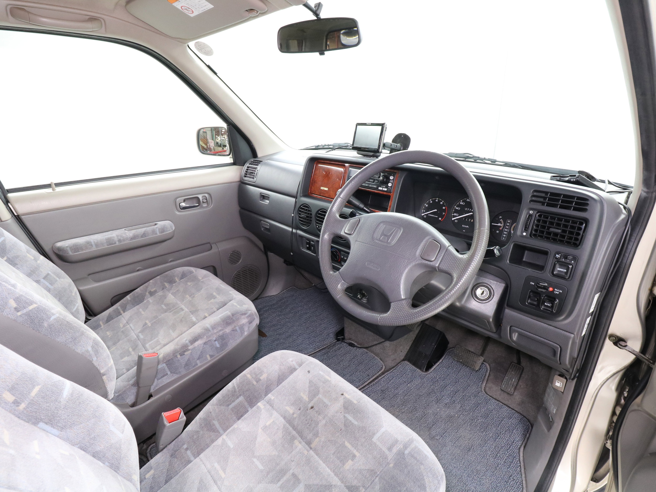 1999 Honda Stepwgn 9