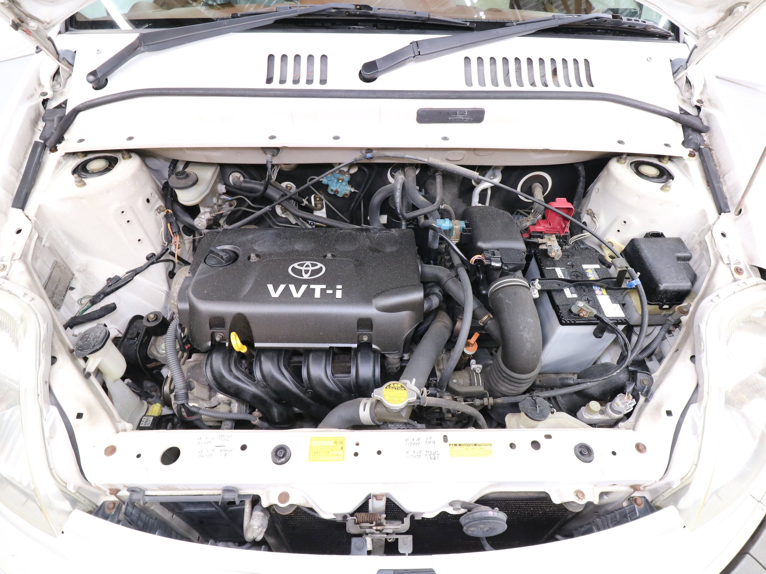 2000 Toyota Will 26