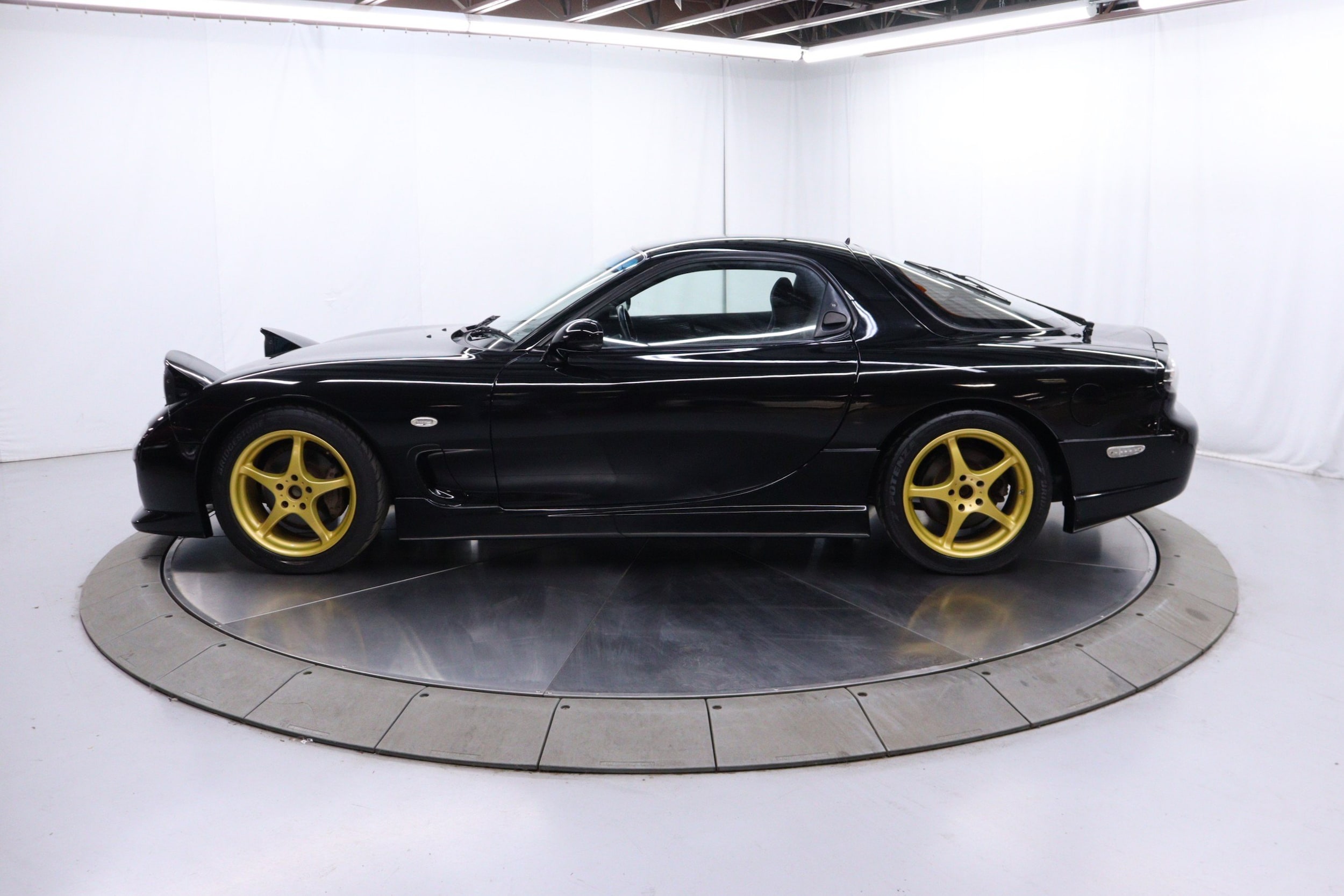 1997 Mazda RX-7 4